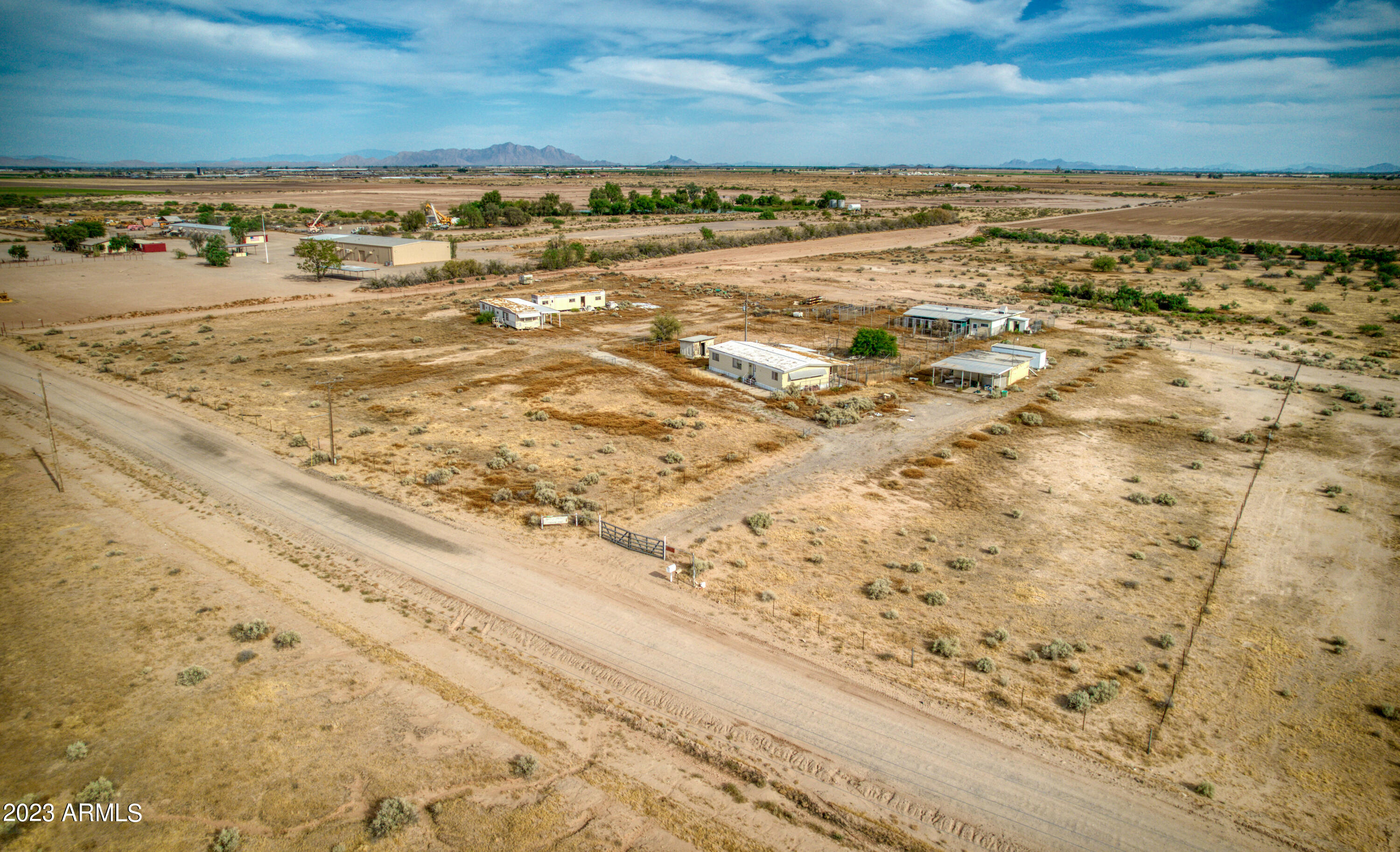 10949 W RANDOLPH Road '-'