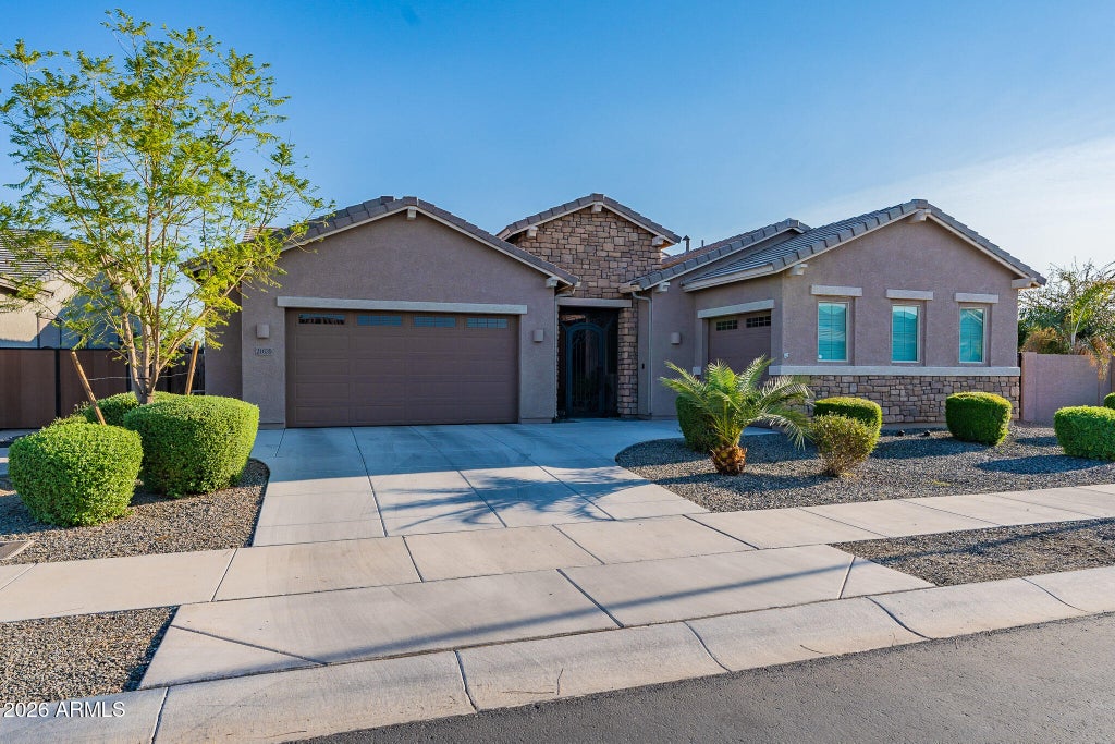 Photo of 21639 E Vã­a De Arboles, Queen Creek, AZ 85142 (MLS # 7085773)