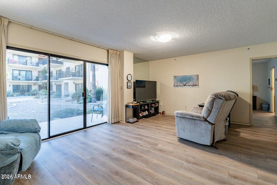 10330 W THUNDERBIRD Boulevard A131