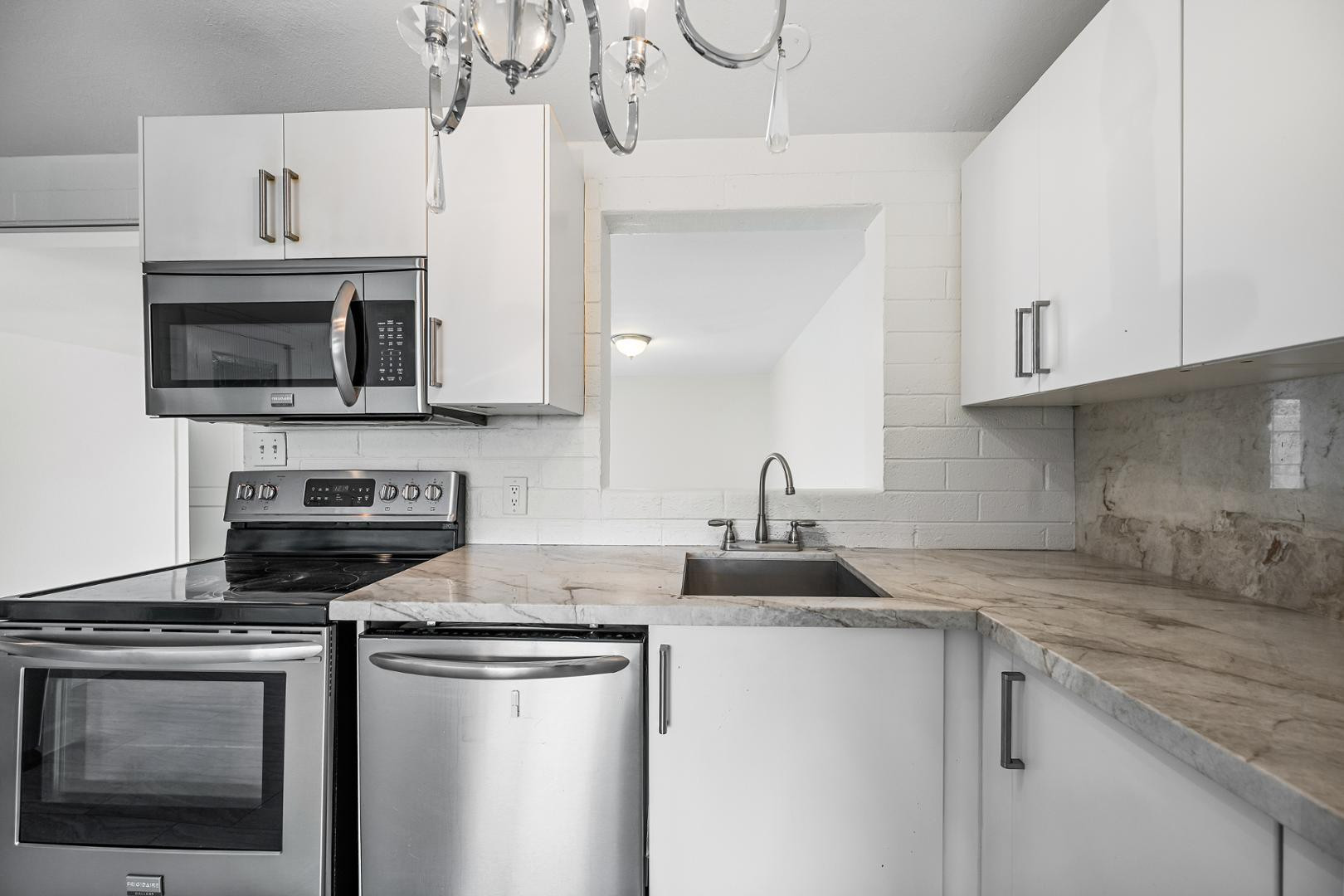 11044 E University Drive