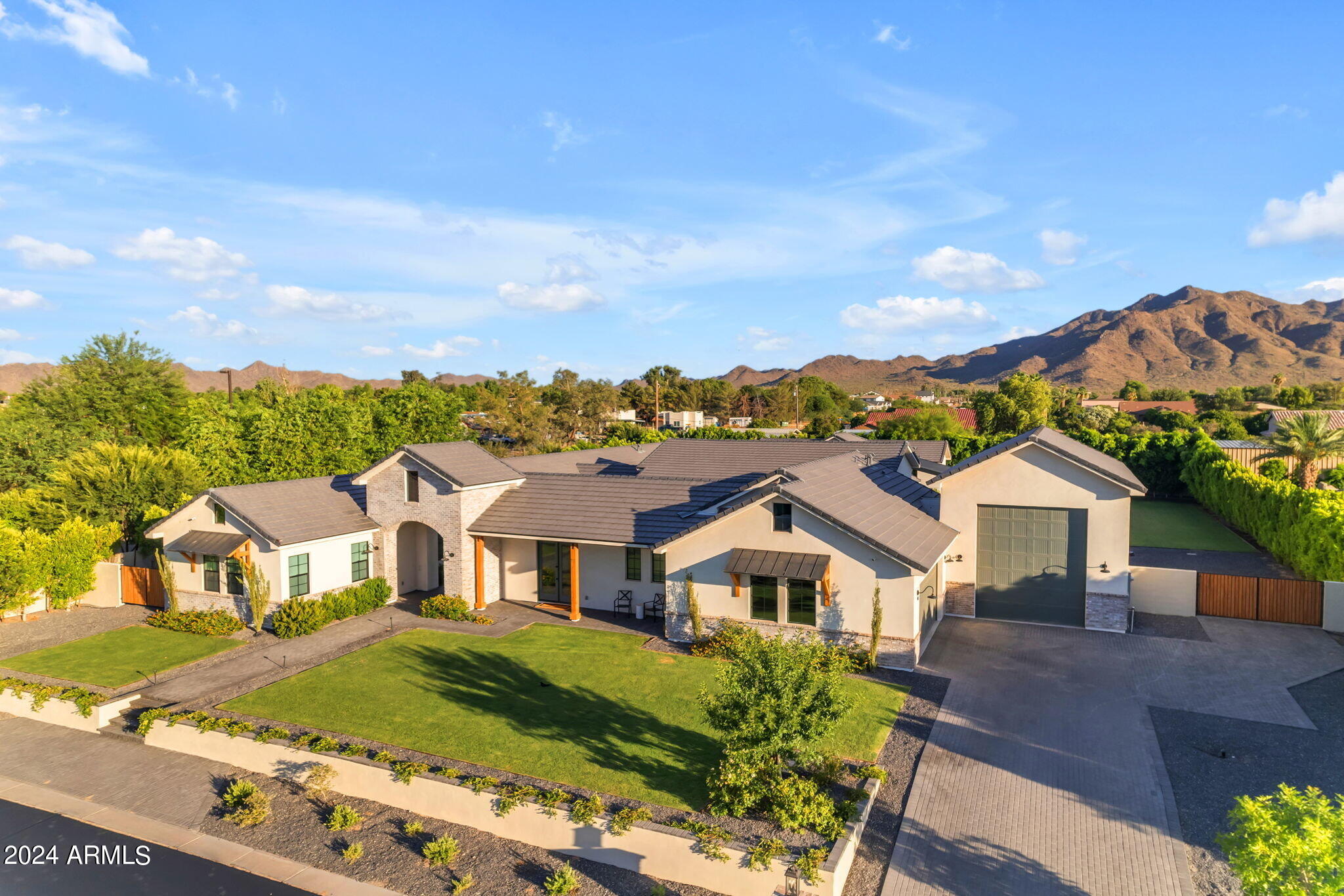 WEST VILLAGE OF SANTAN LAKESIDE ESTATES 2 LTS 1-20 - Residential