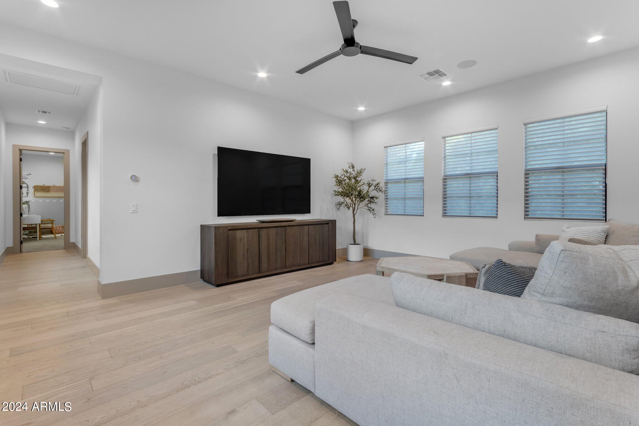 WEST VILLAGE OF SANTAN LAKESIDE ESTATES 2 LTS 1-20 - Residential