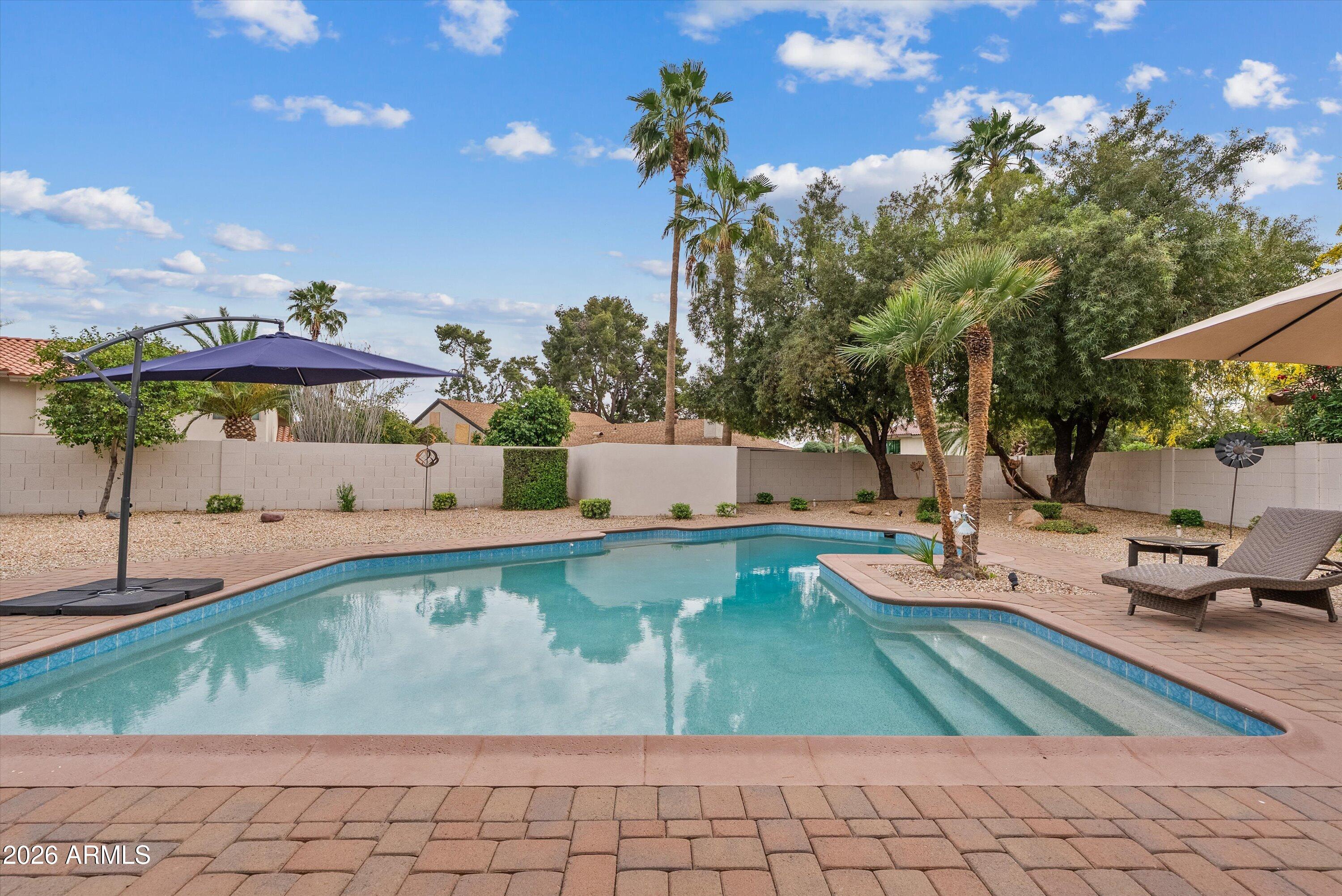 8641 E Vía De Cerro --