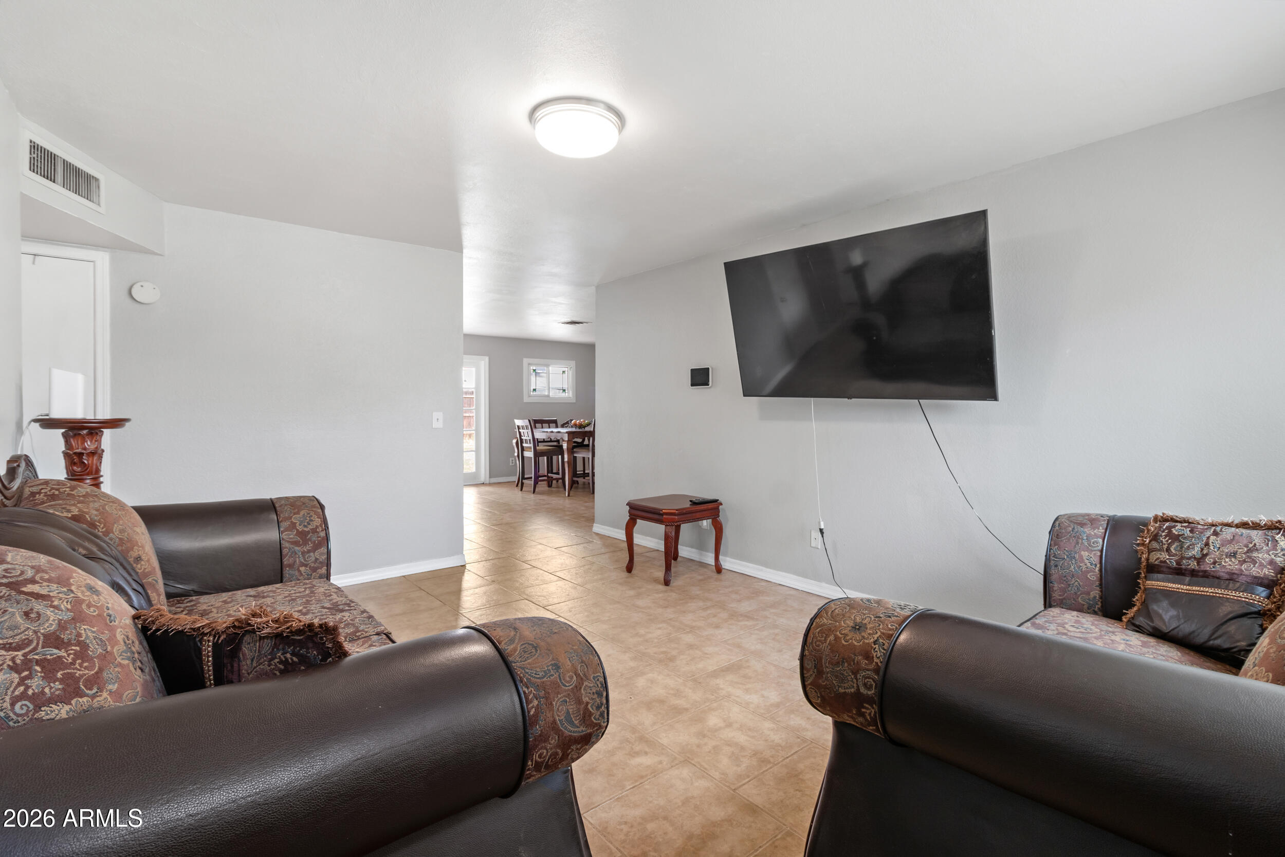 7130 W FLOWER Street