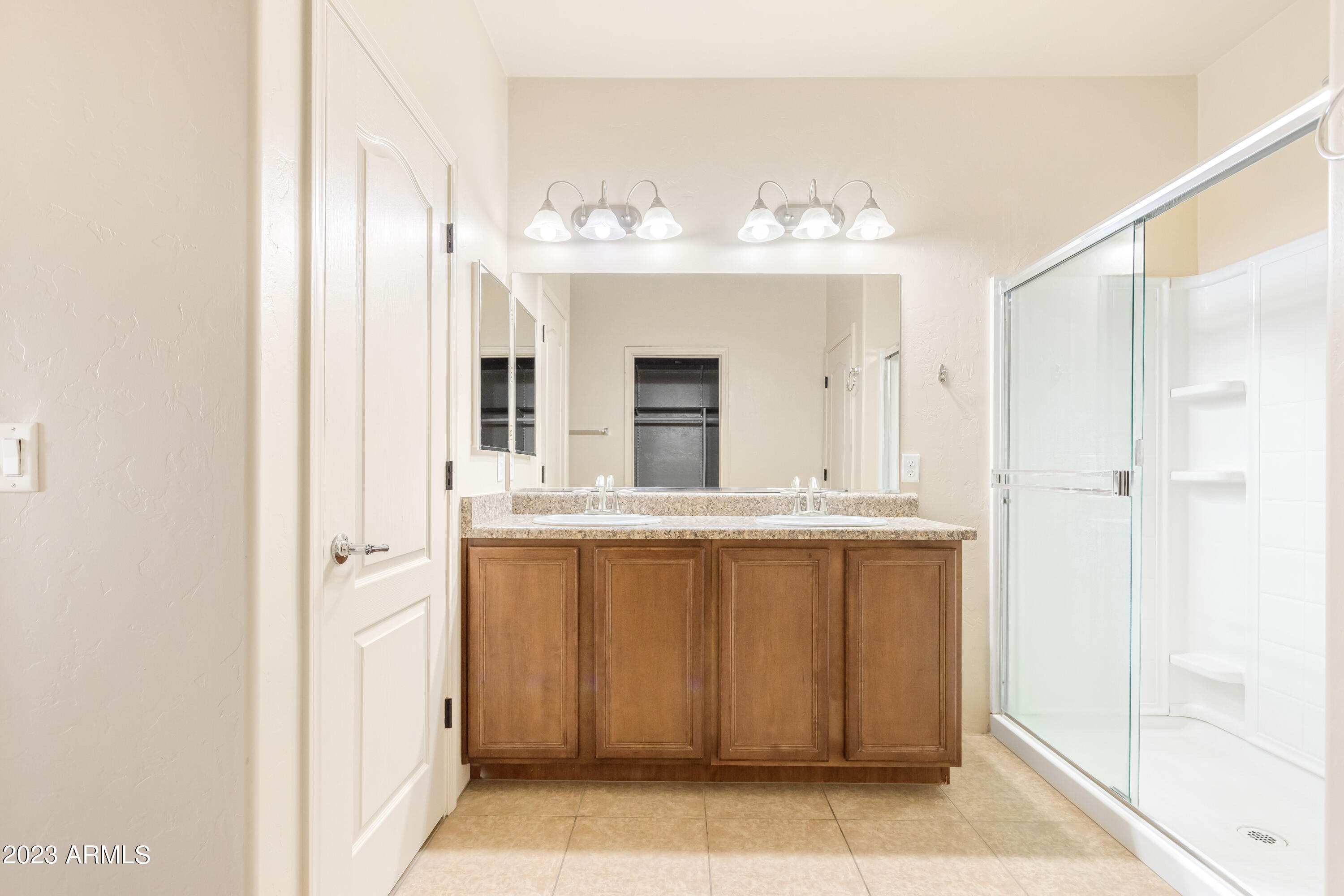 REFLECTIONS AT VALIENTE - Residential