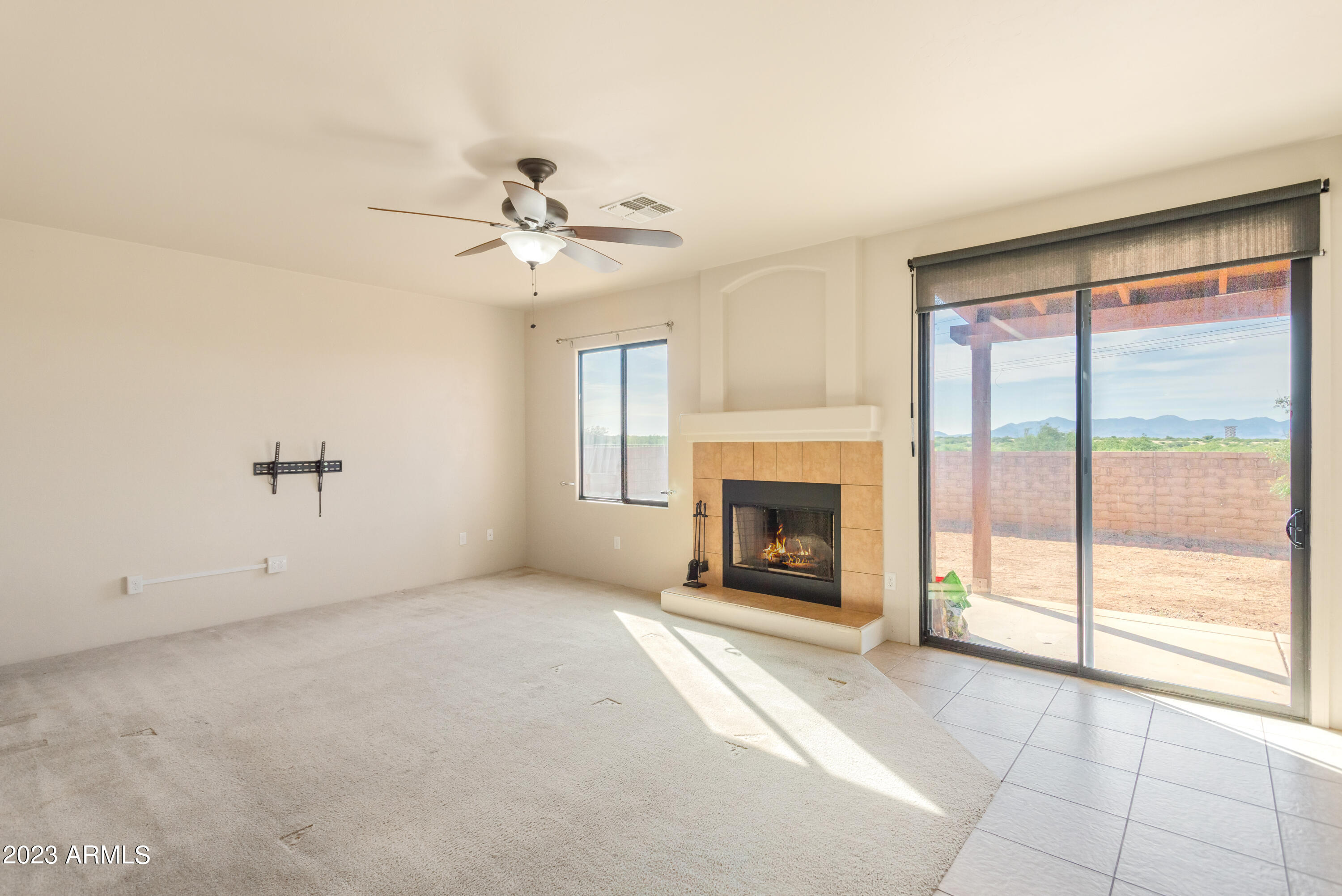 REFLECTIONS AT VALIENTE - Residential