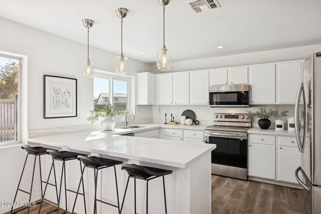 Photo of 1383 E Washington Avenue, Gilbert, AZ 85234 (MLS # 6968552)