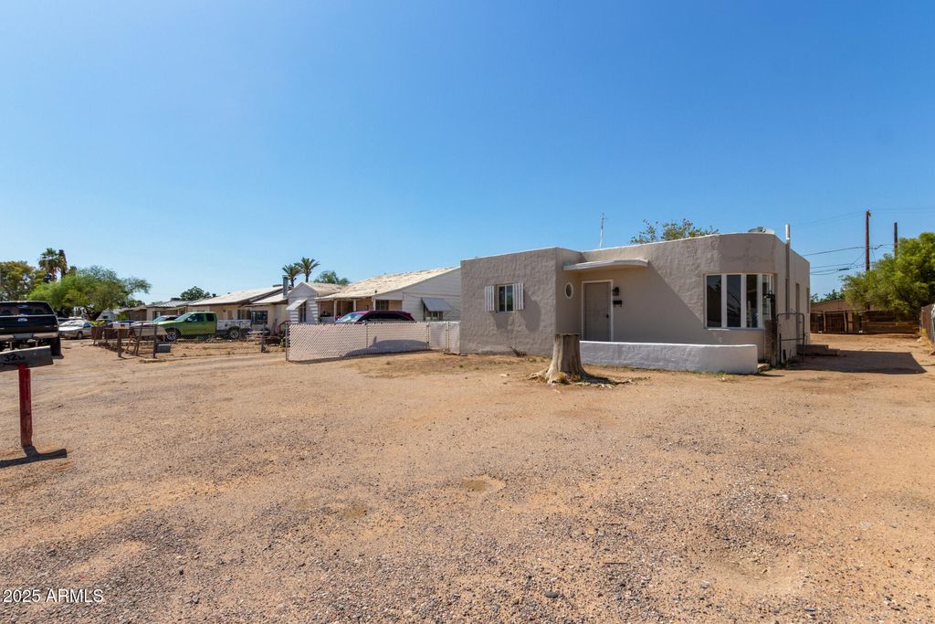 Photo of 320 W Pima Avenue, Coolidge, AZ 85128 (MLS # 6929334)