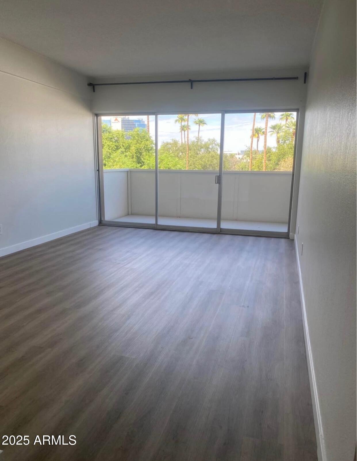 353 E THOMAS Road C404