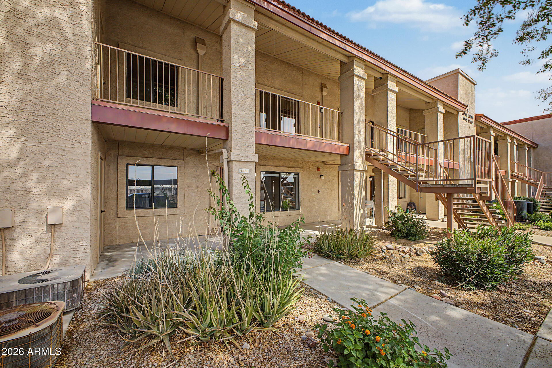 1440 N IDAHO Road 1060