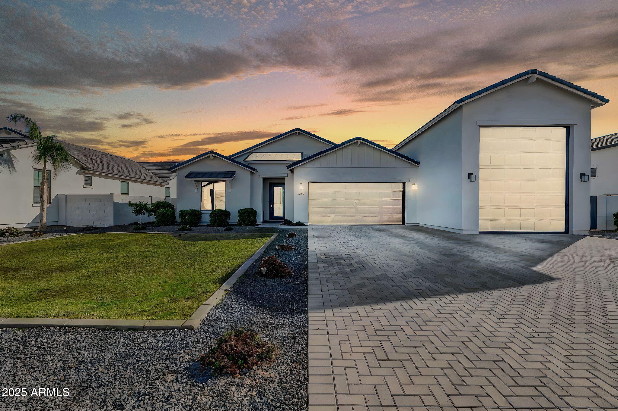 1291 E LA FORTUNA Court