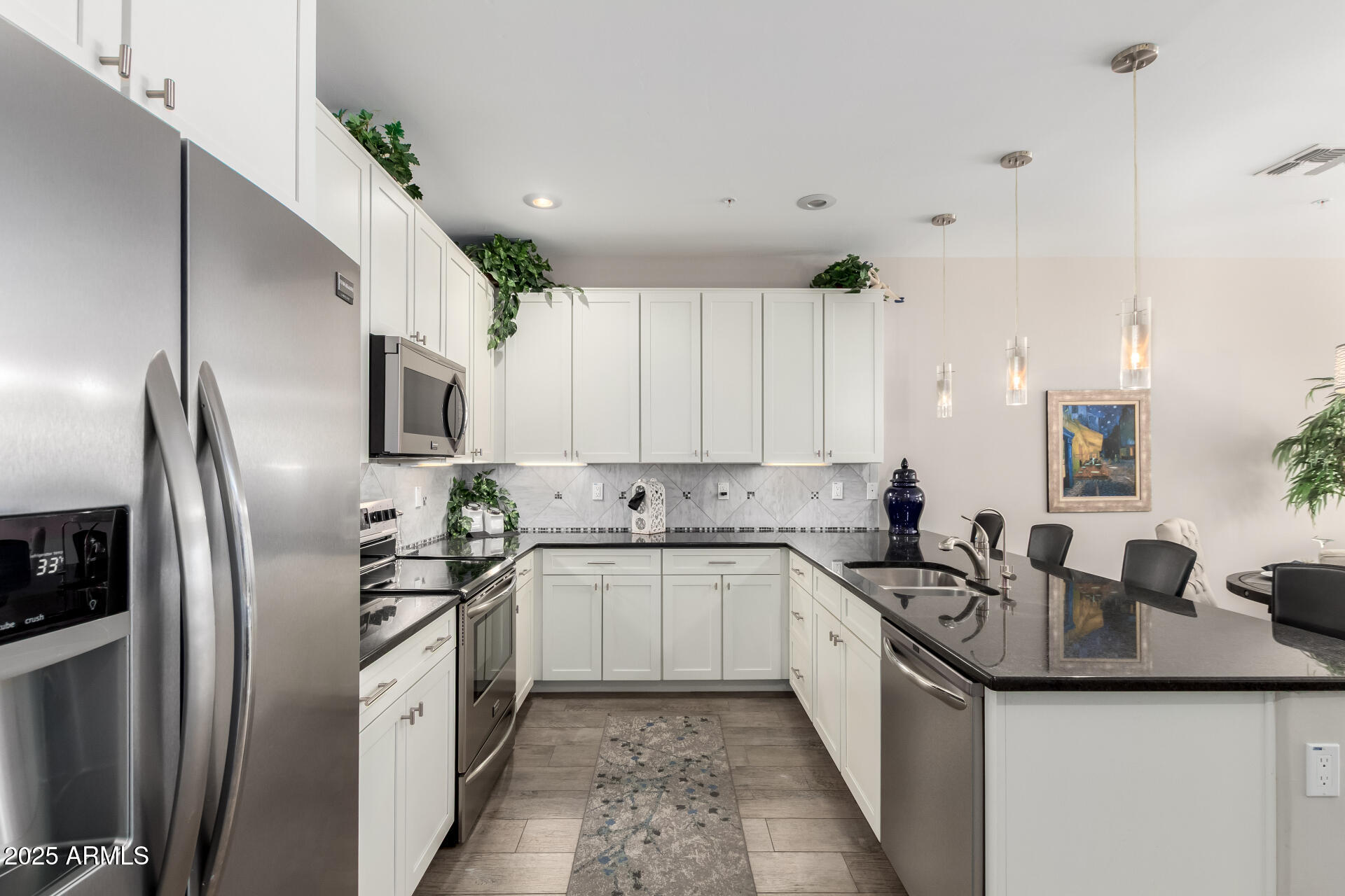 2821 S SKYLINE Drive 176