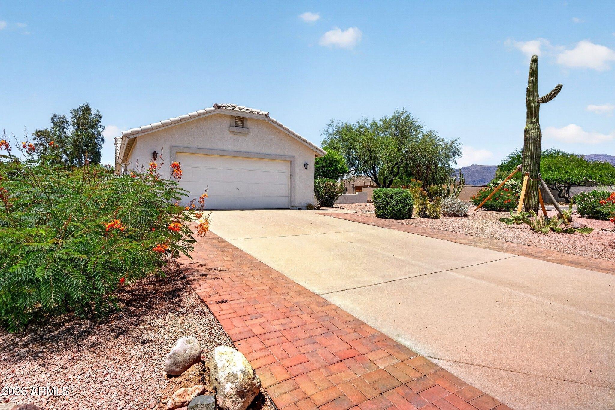 9421 E SLEEPY HOLLOW Trail