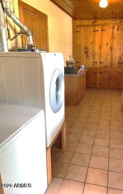 3019 E Hatford Avenue