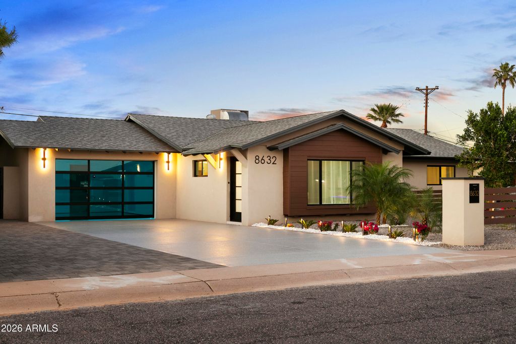 Photo of 8632 E Thornwood Drive, Scottsdale, AZ 85251 (MLS # 6998978)