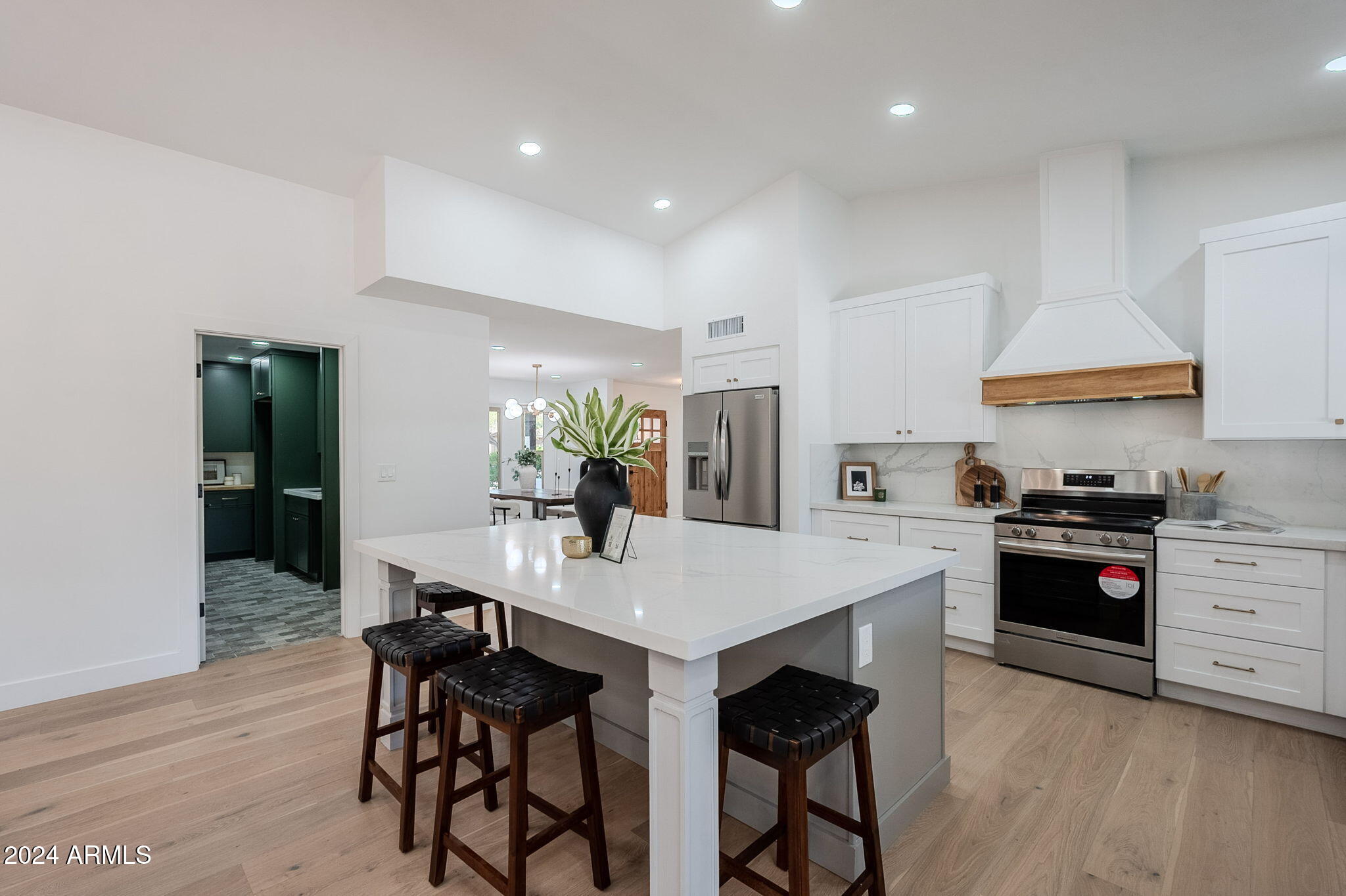 8237 E LIPPIZAN Trail