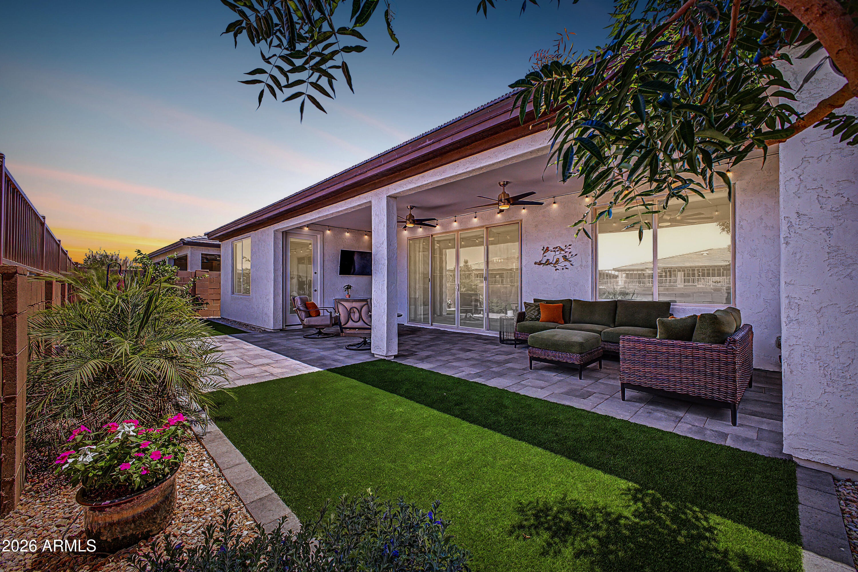 1434 W CAMINA PLATA --