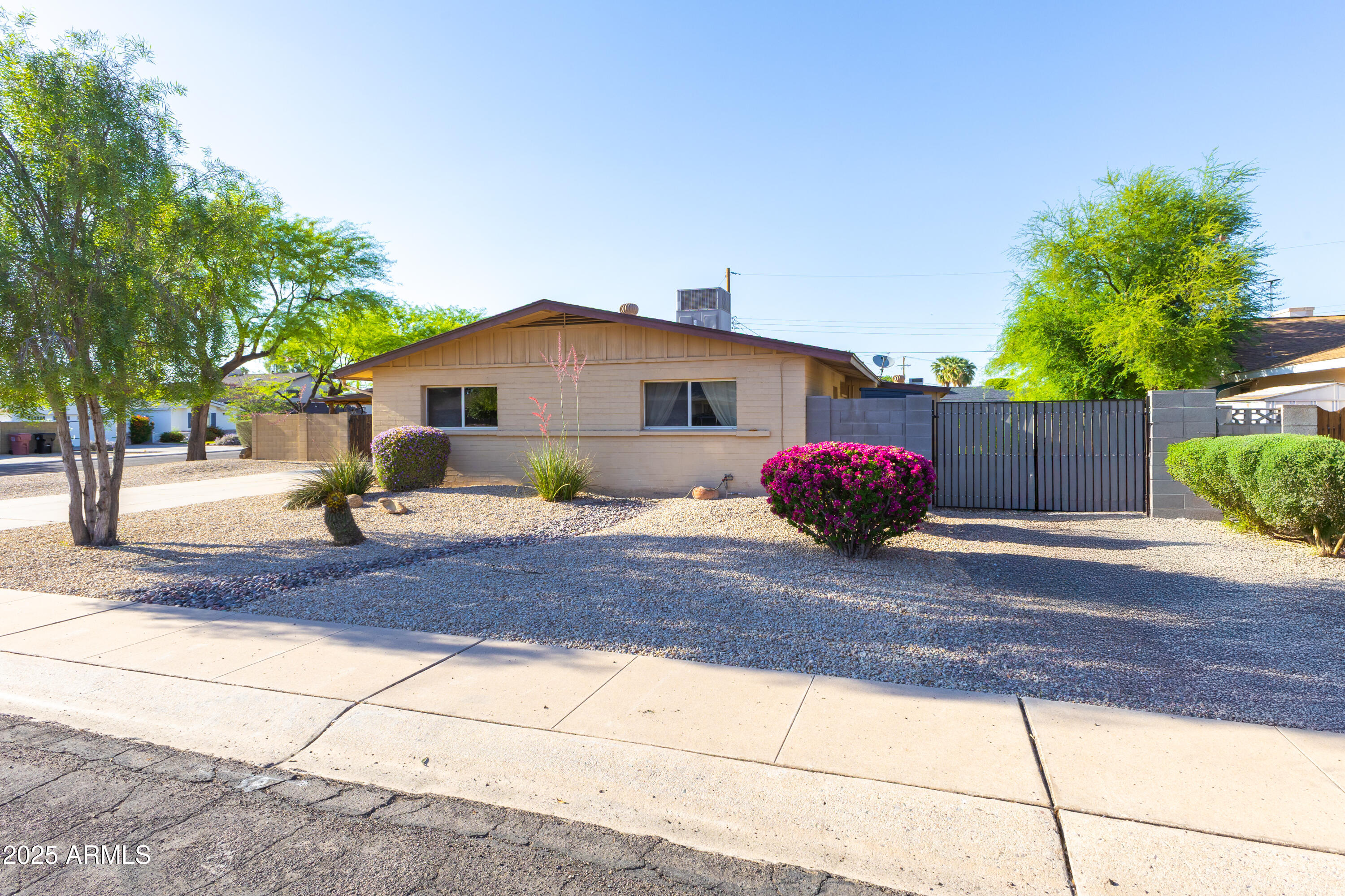 Search Homes 1 8502 E MALCOMB Drive