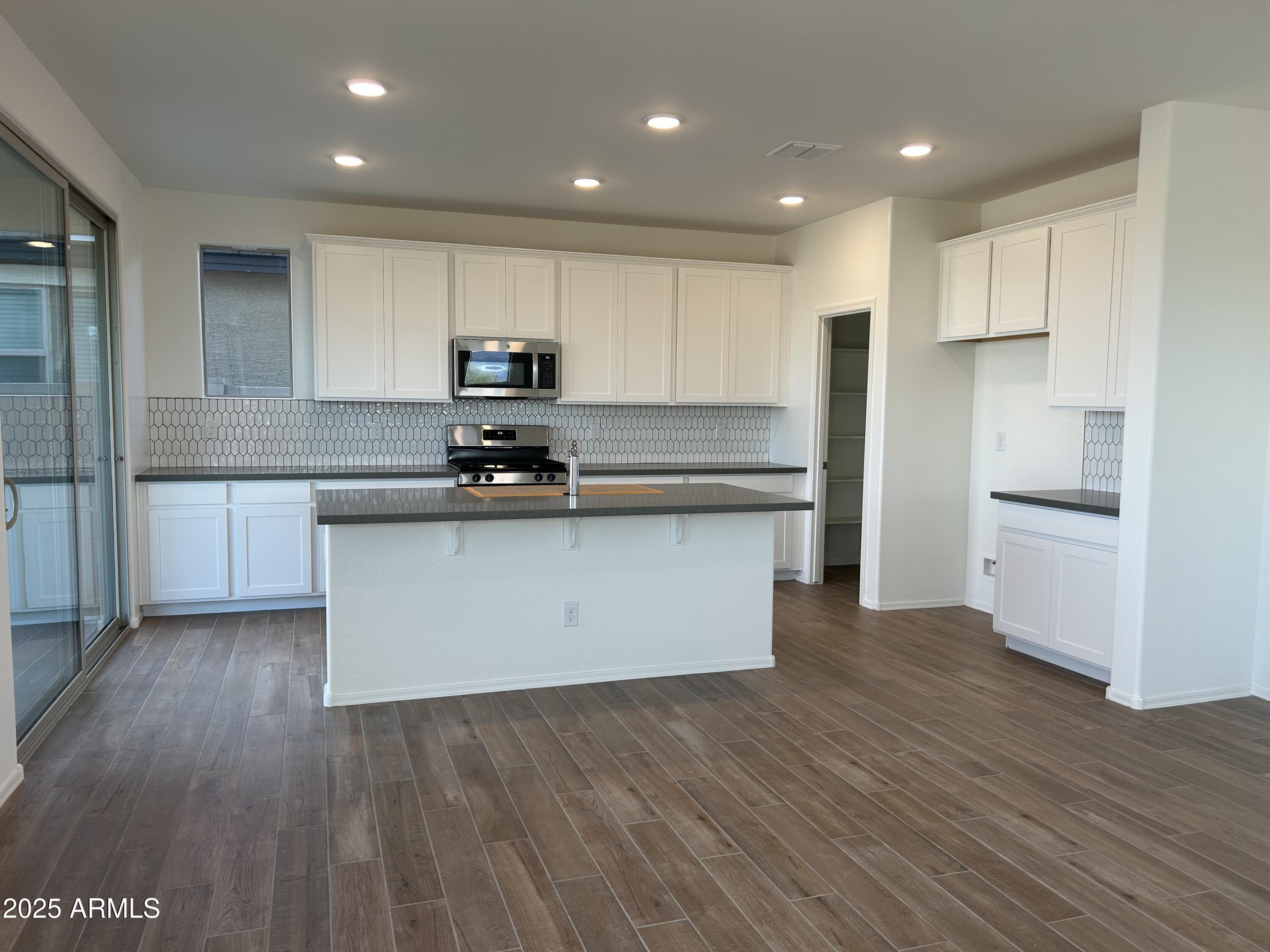 17135 W CORRINE Drive