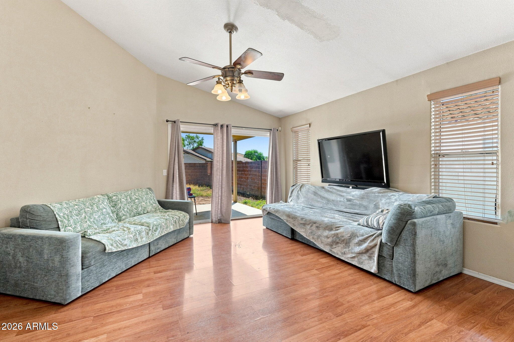 1807 S 82ND Drive