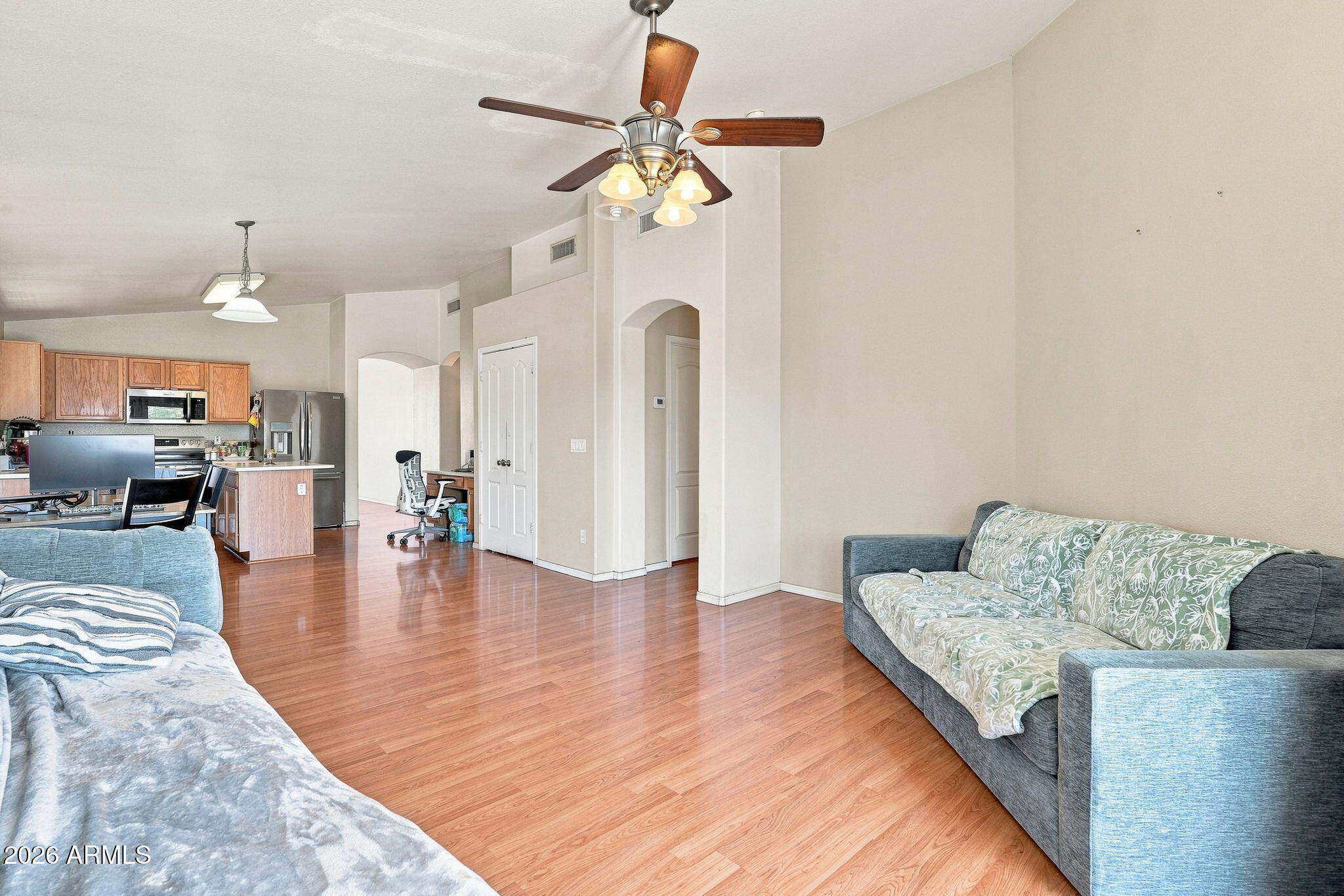 1807 S 82ND Drive