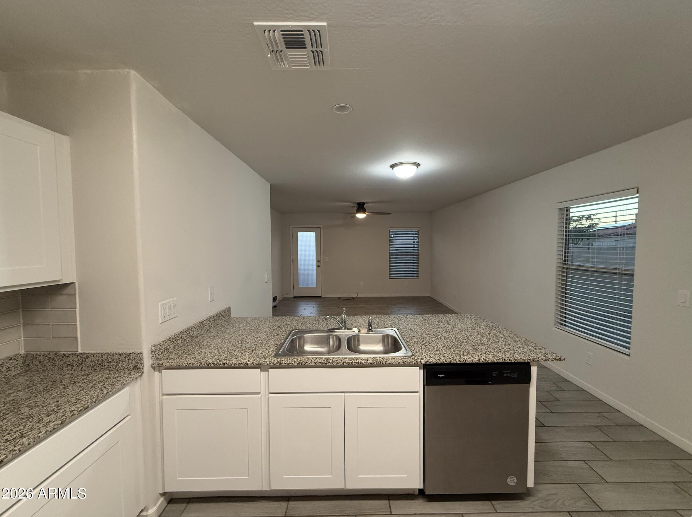 110 S AZTECA Drive