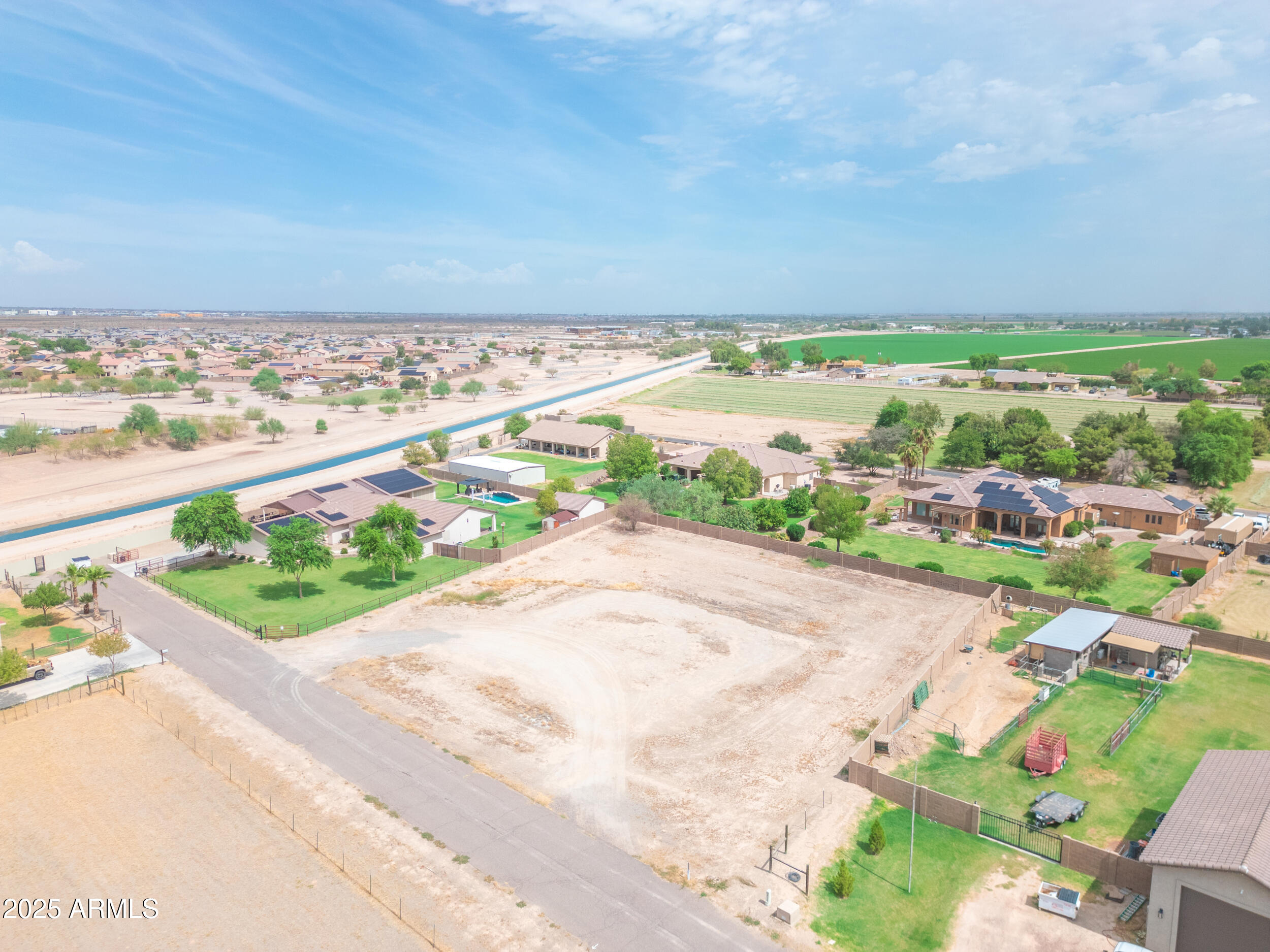 2521 S 217TH Drive -