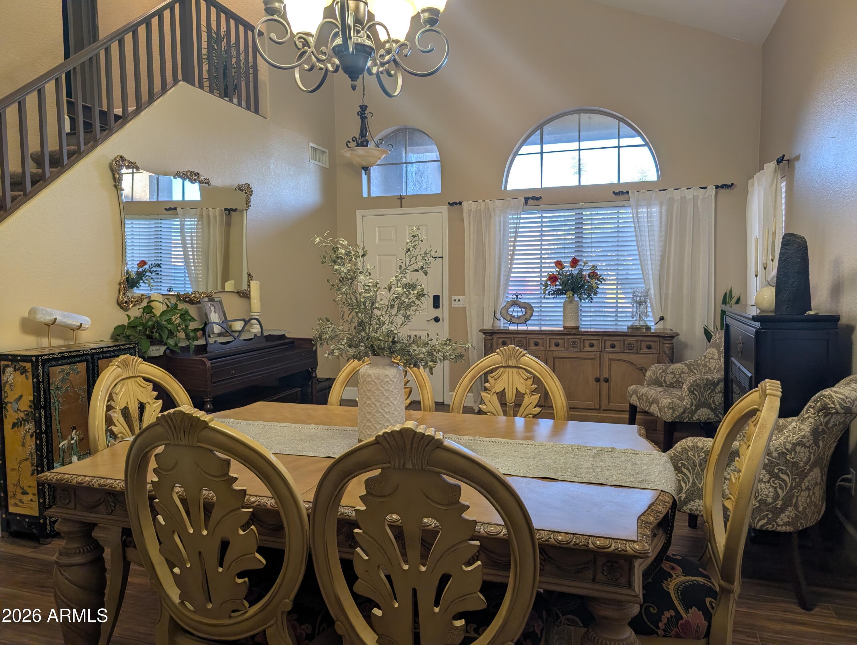 7177 W PONTIAC Drive