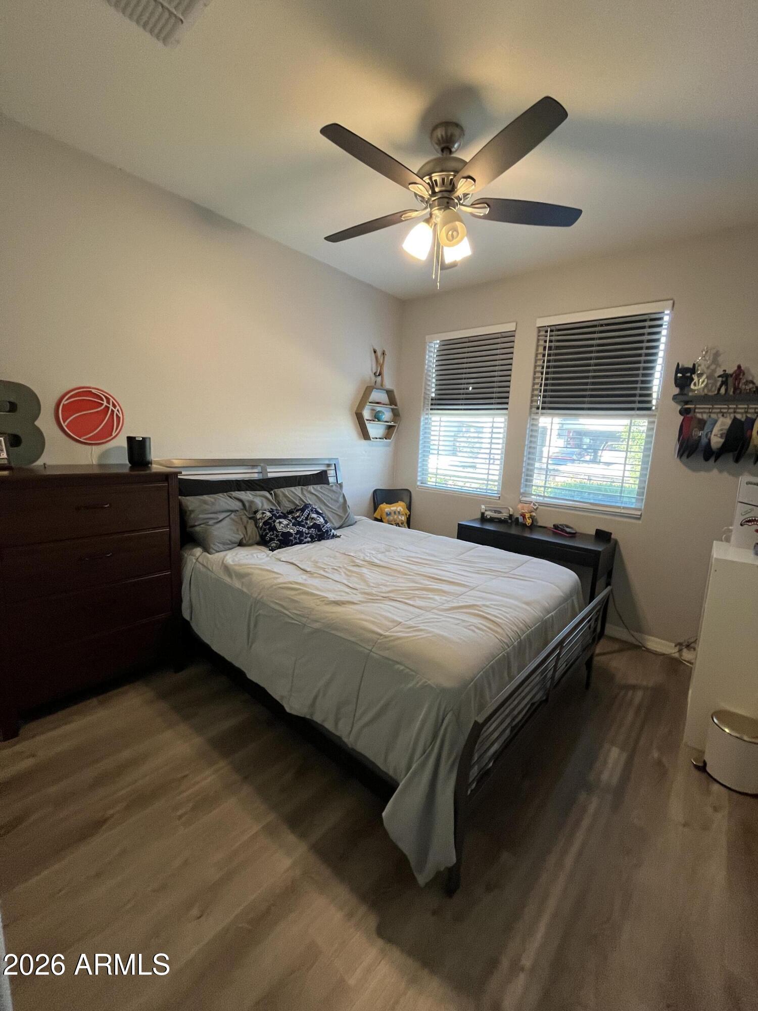 17253 W Kendall Street