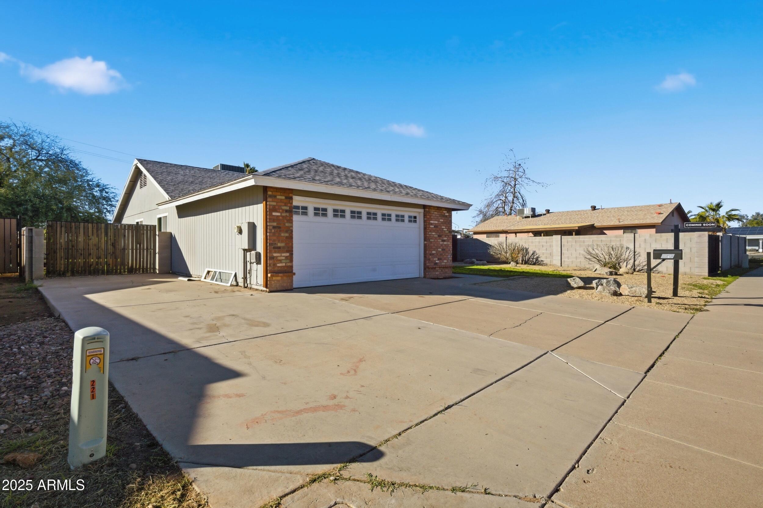 225 W PRINCETON Avenue