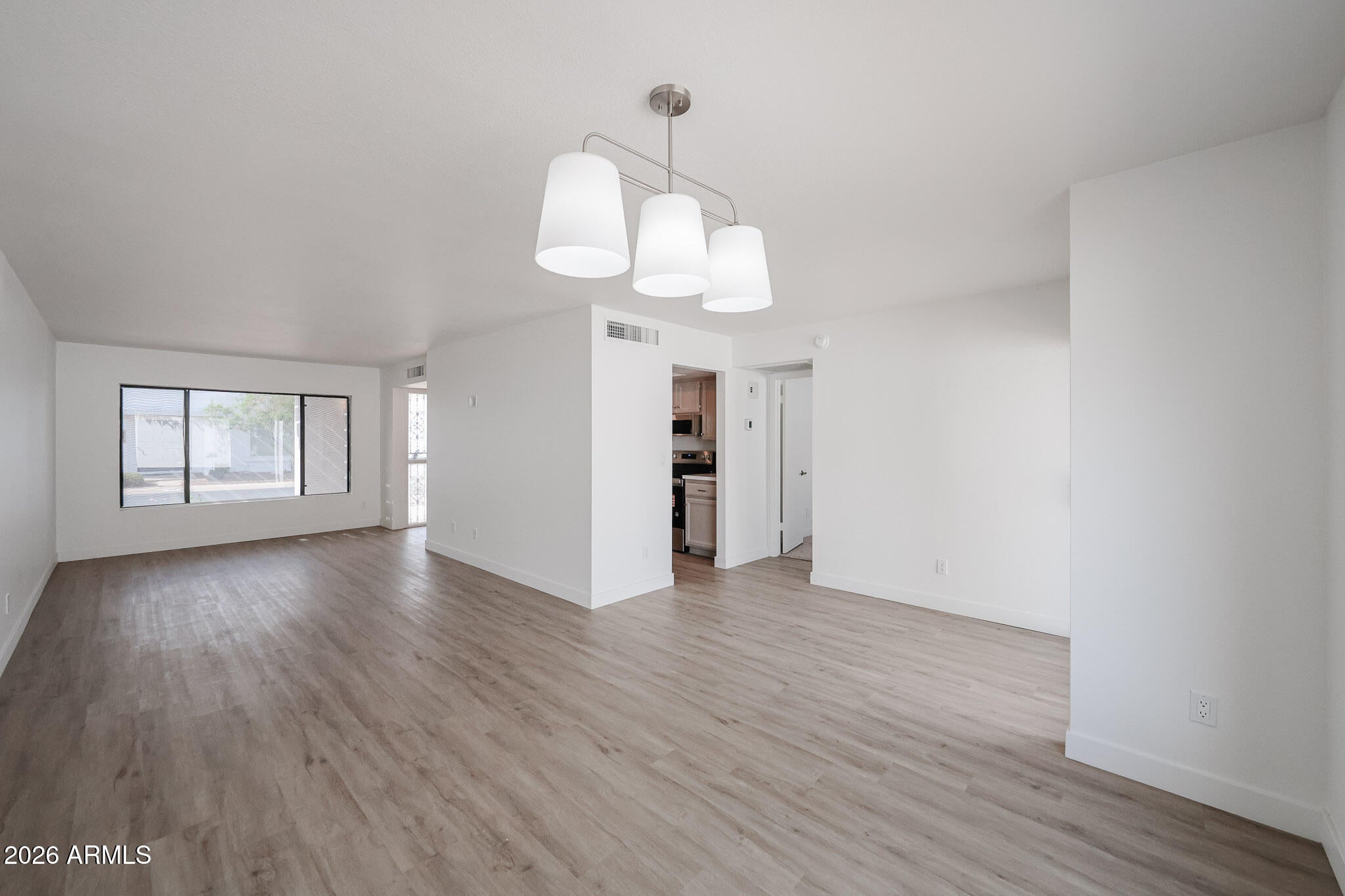 1014 E VILLA MARIA Drive