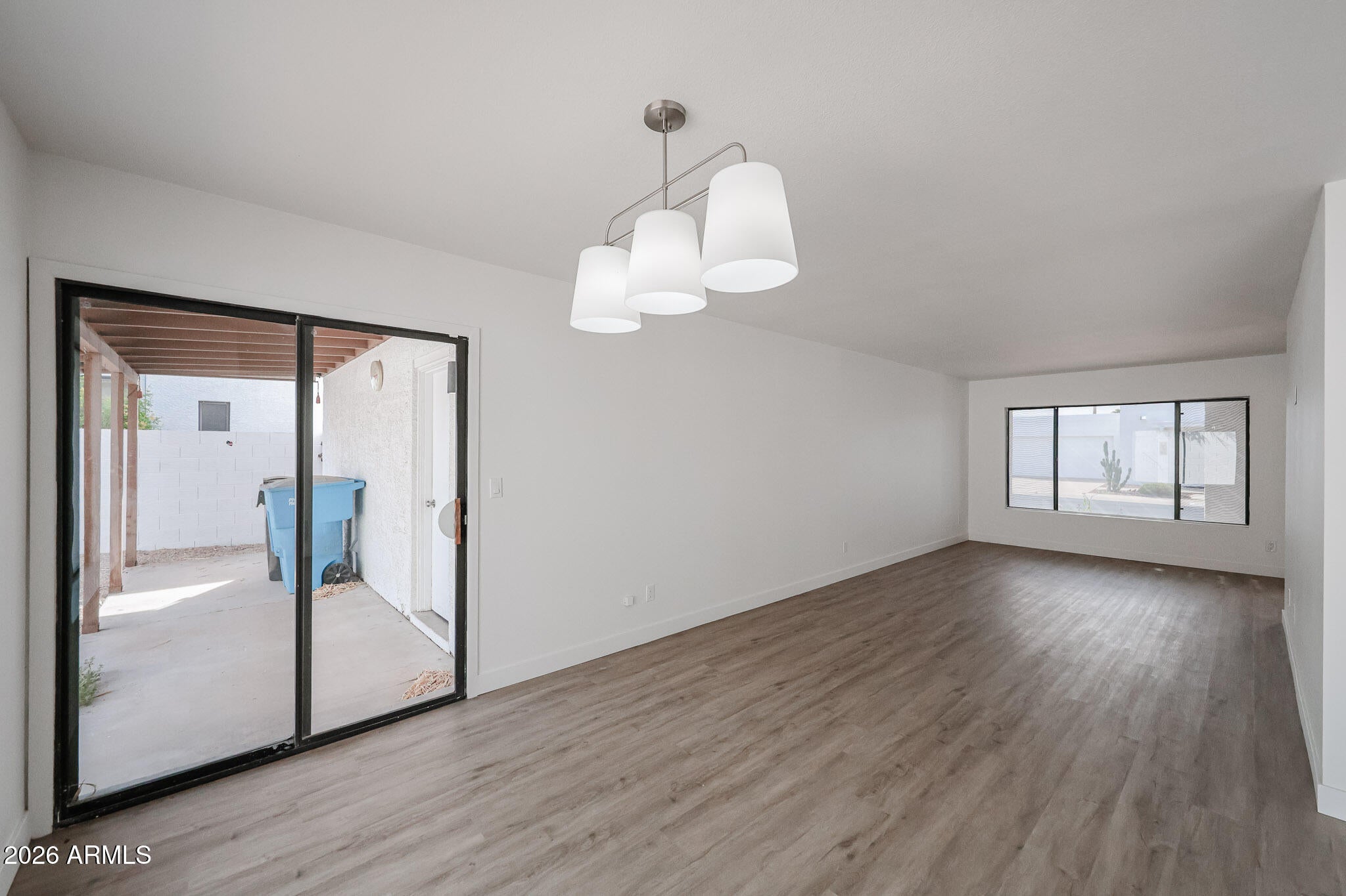 1014 E VILLA MARIA Drive