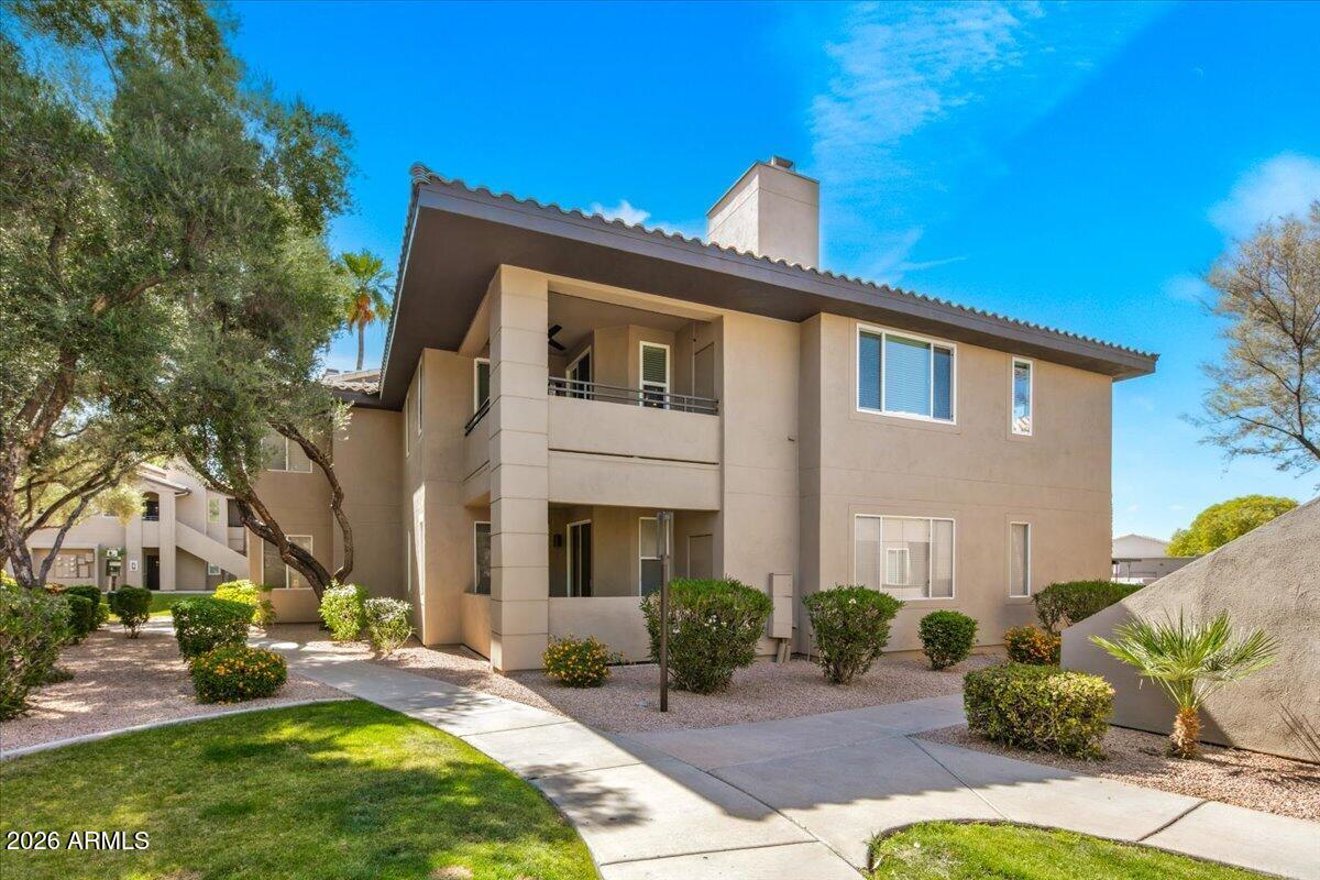 7009 E ACOMA Drive 2151