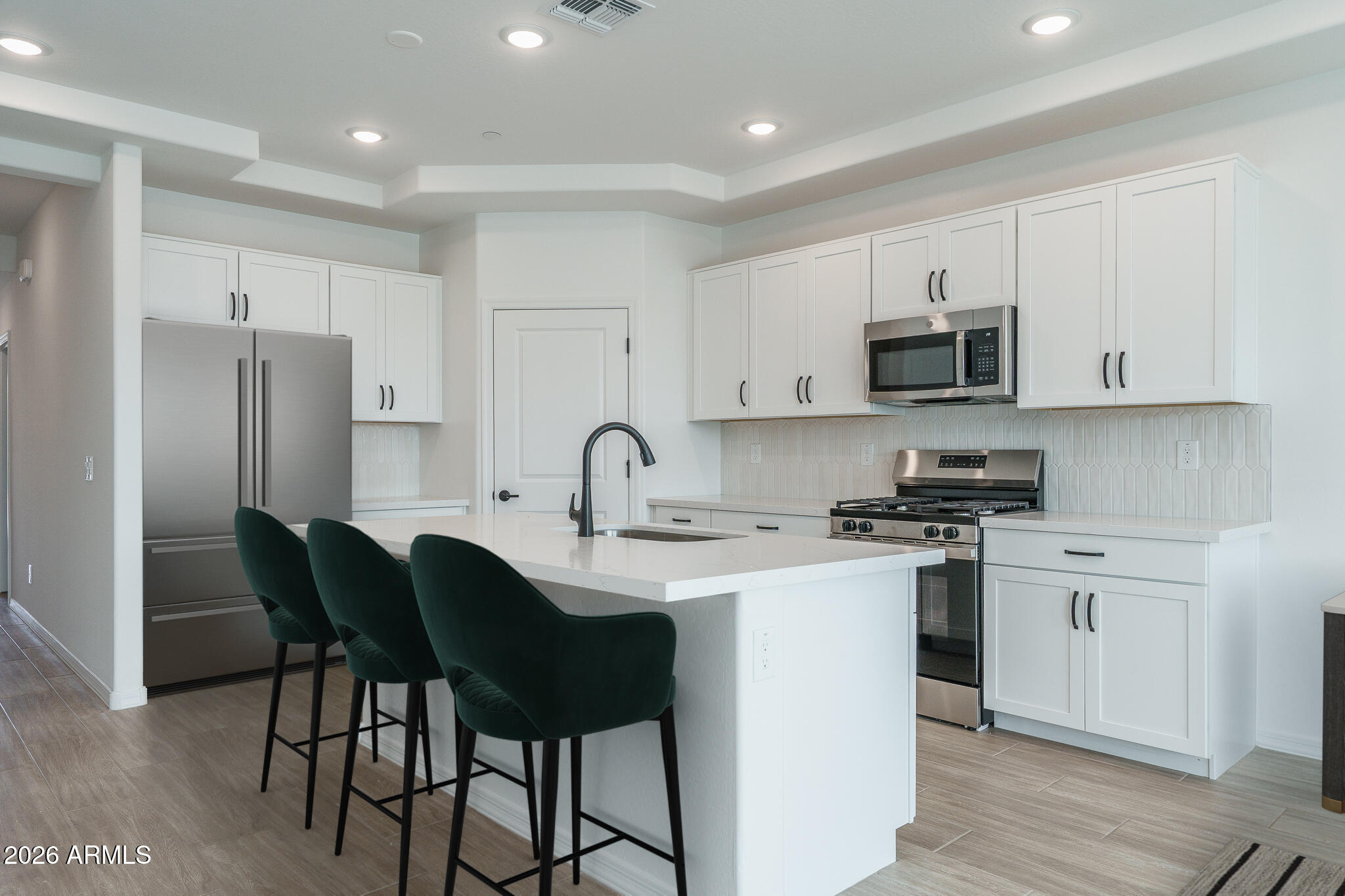 21297 W Edgemont Avenue