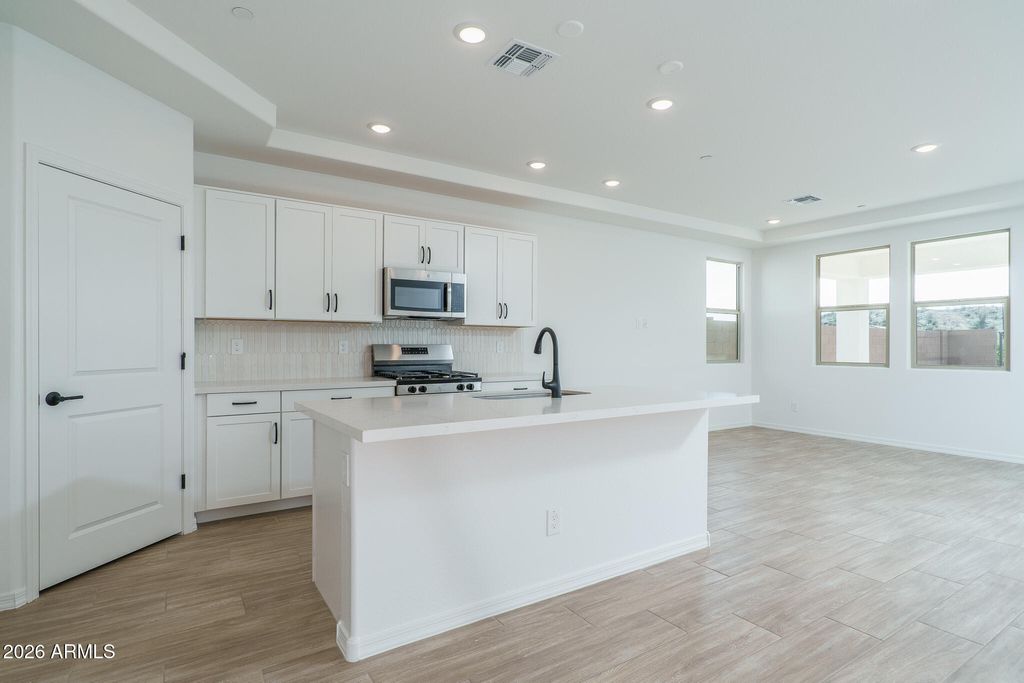 Photo of 21297 W Edgemont Avenue, Buckeye, AZ 85396 (MLS # 6974883)