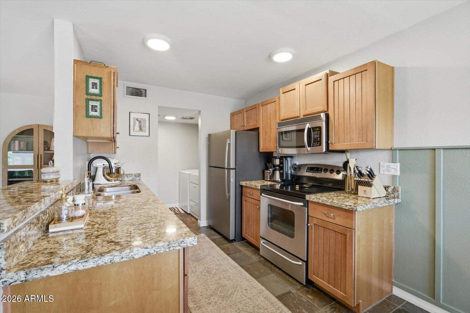 17020 E CALLE DEL SOL --