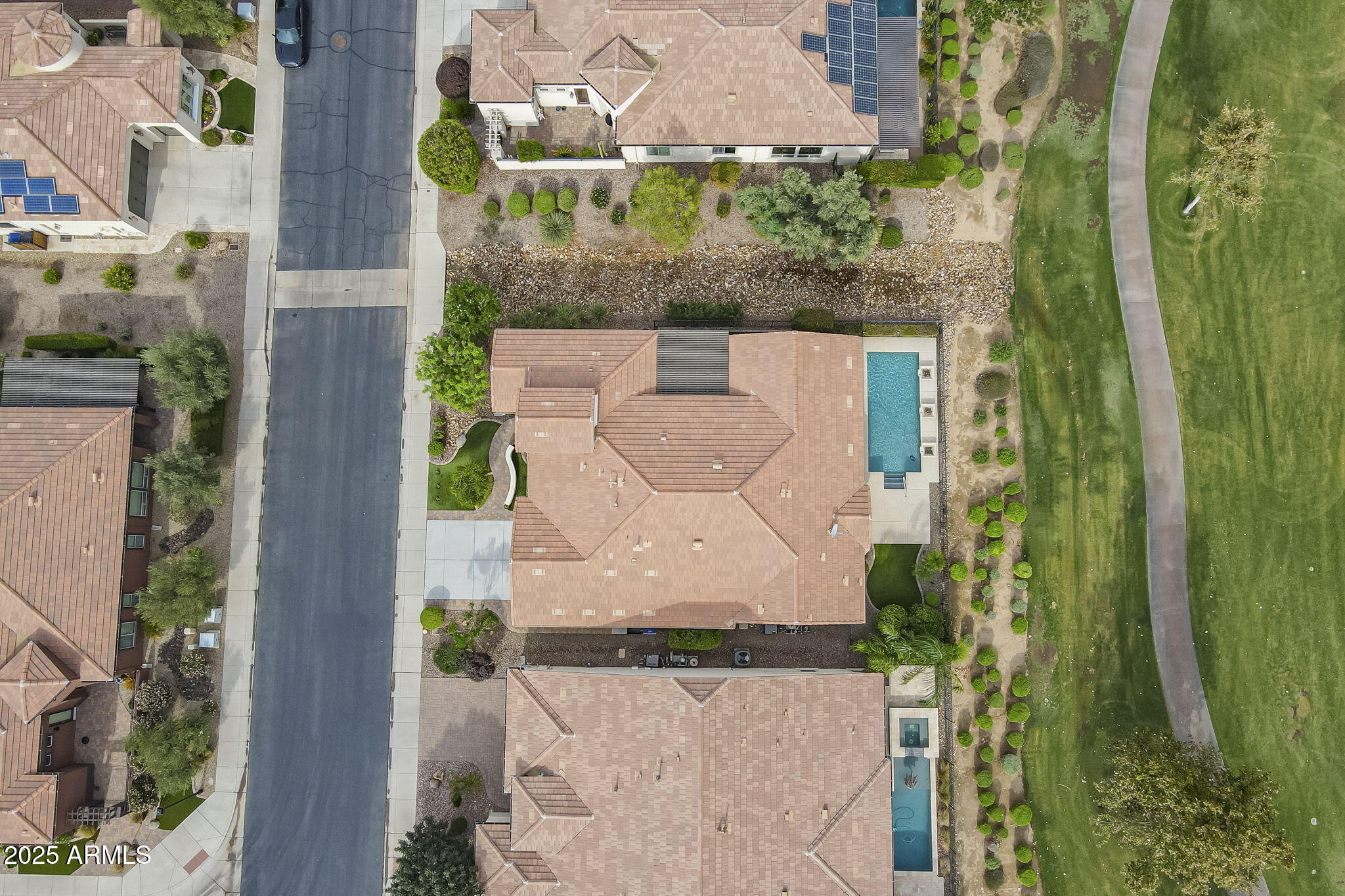 36925 N STONEWARE Drive