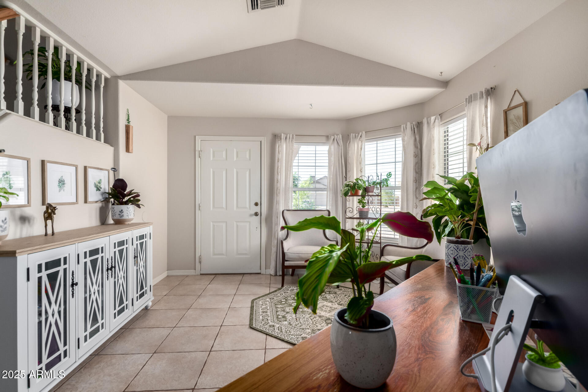 1811 S 39TH Street 73