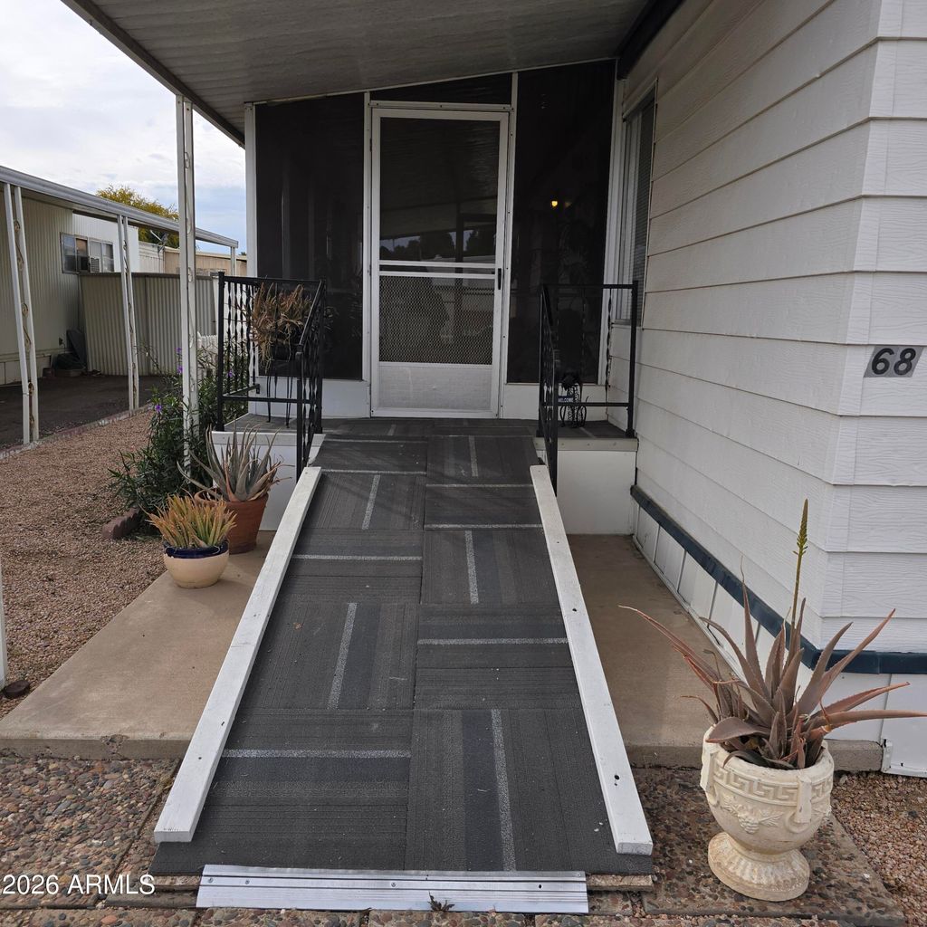 Photo of 4800 W Ocotillo Road #68, Glendale, AZ 85301 (MLS # 6981334)