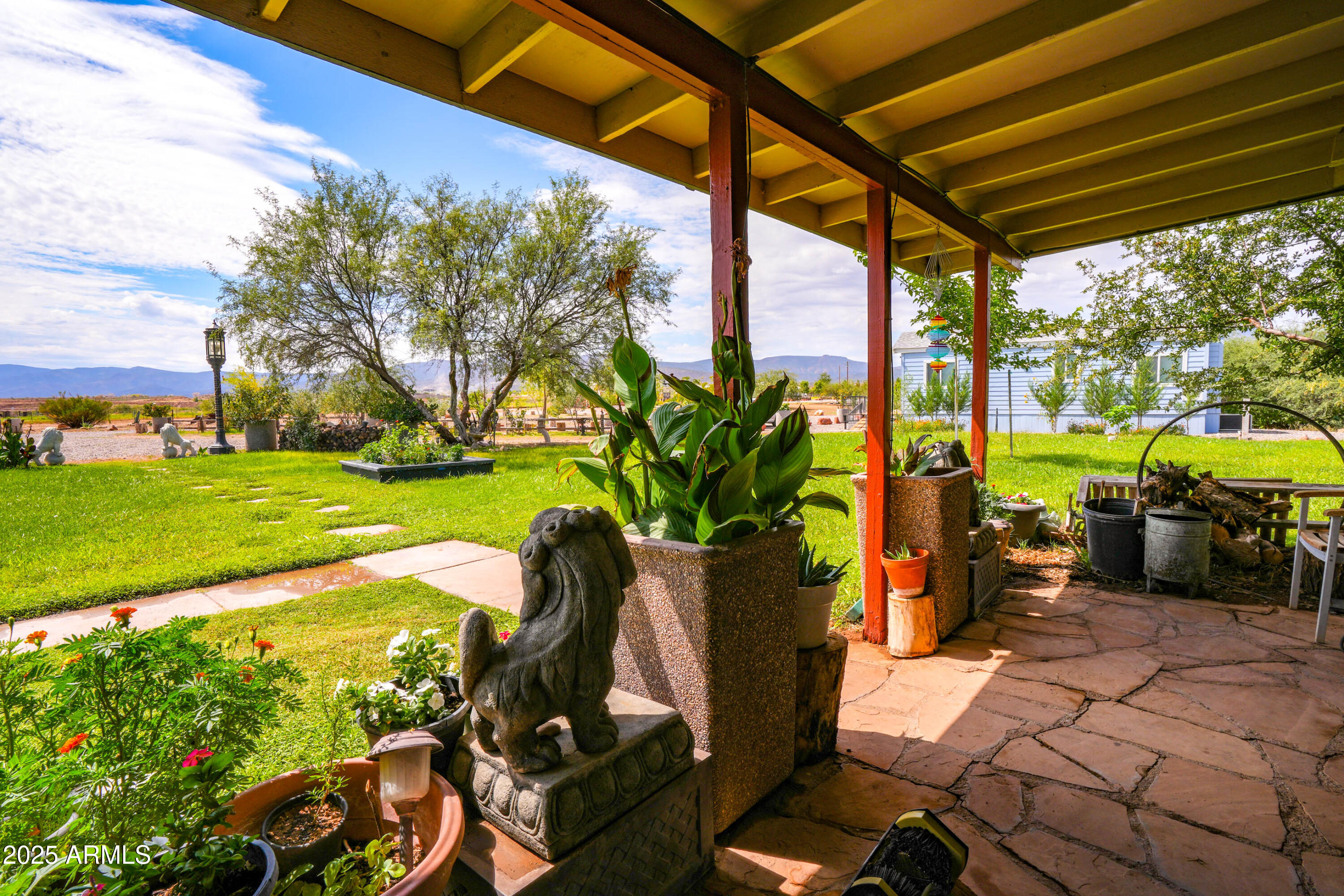 3380 W CLOVERLEAF RANCH Road