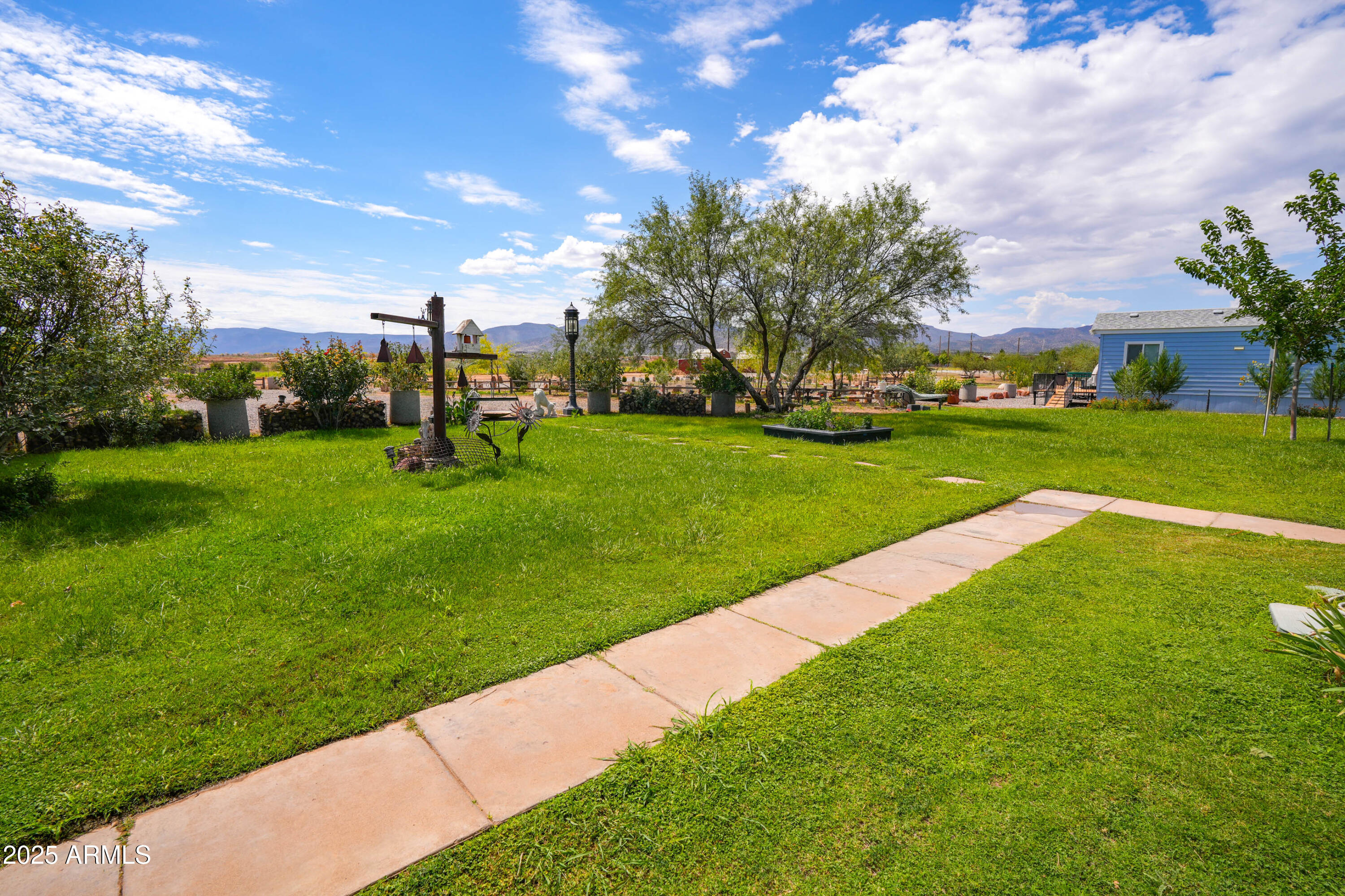 3380 W CLOVERLEAF RANCH Road