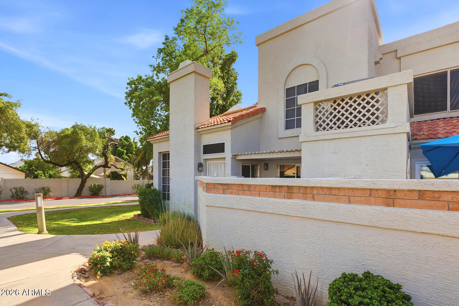 1717 E UNION HILLS Drive 1096