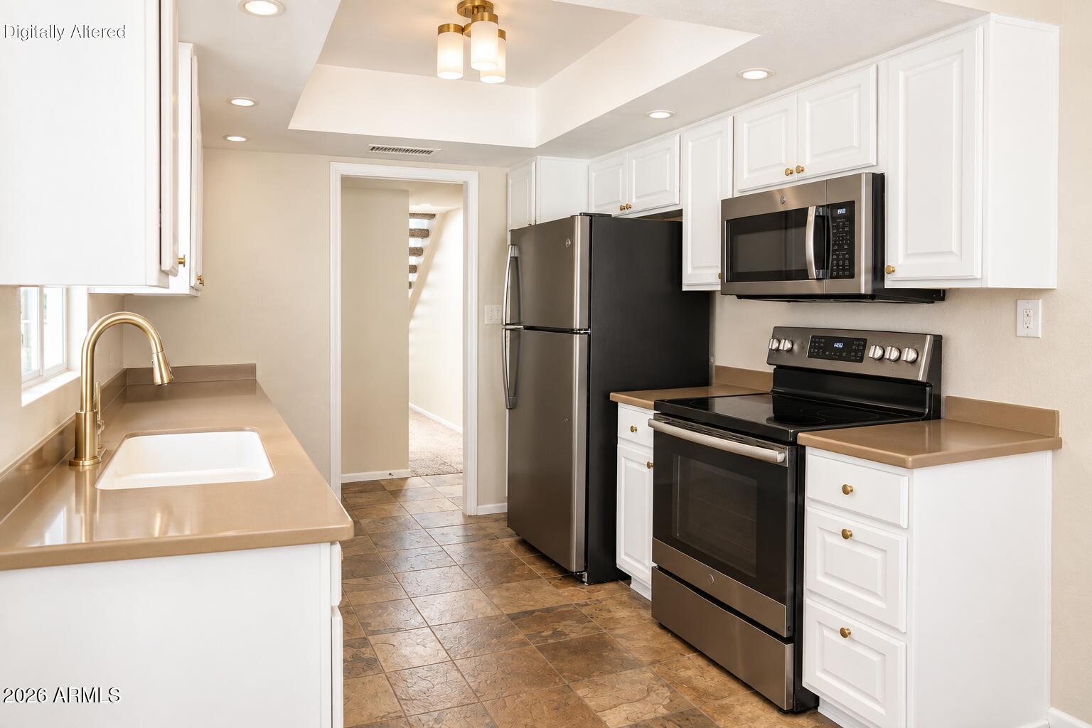 3 E MANZANITA Drive