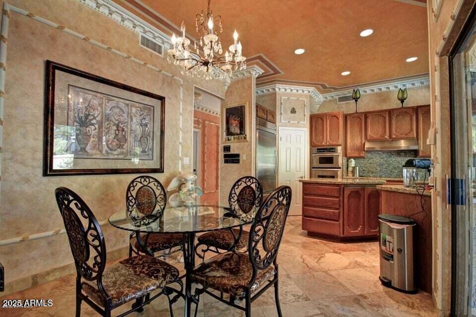 1502 W Port Au Prince Lane