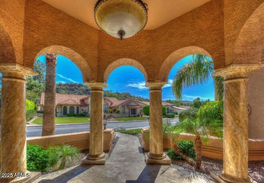 1502 W Port Au Prince Lane