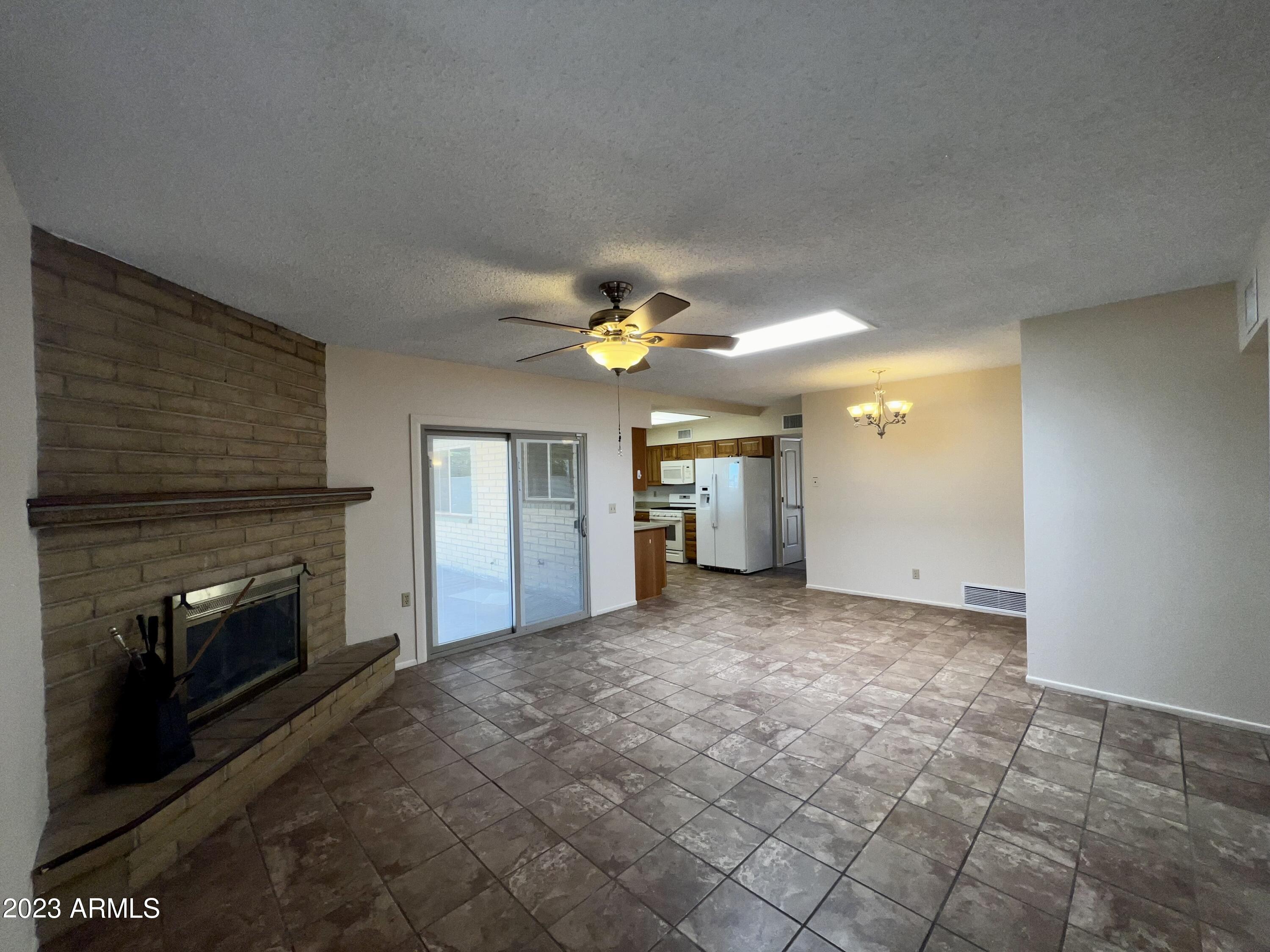 PUEBLO DEL SOL UNIT 3 - Residential