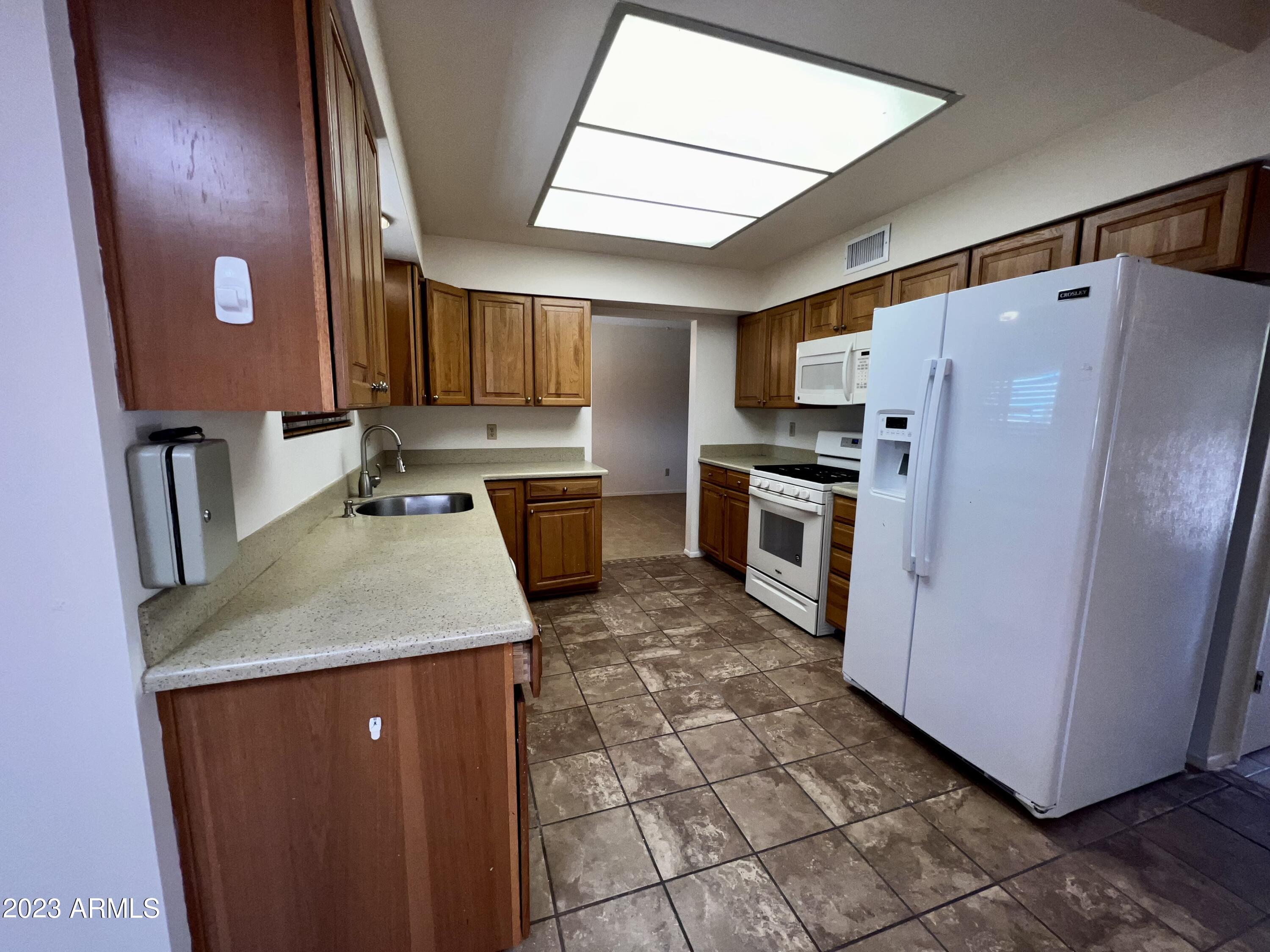 PUEBLO DEL SOL UNIT 3 - Residential