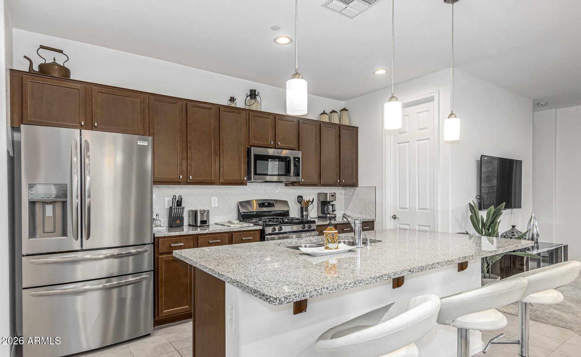 13206 W RED RANGE Way