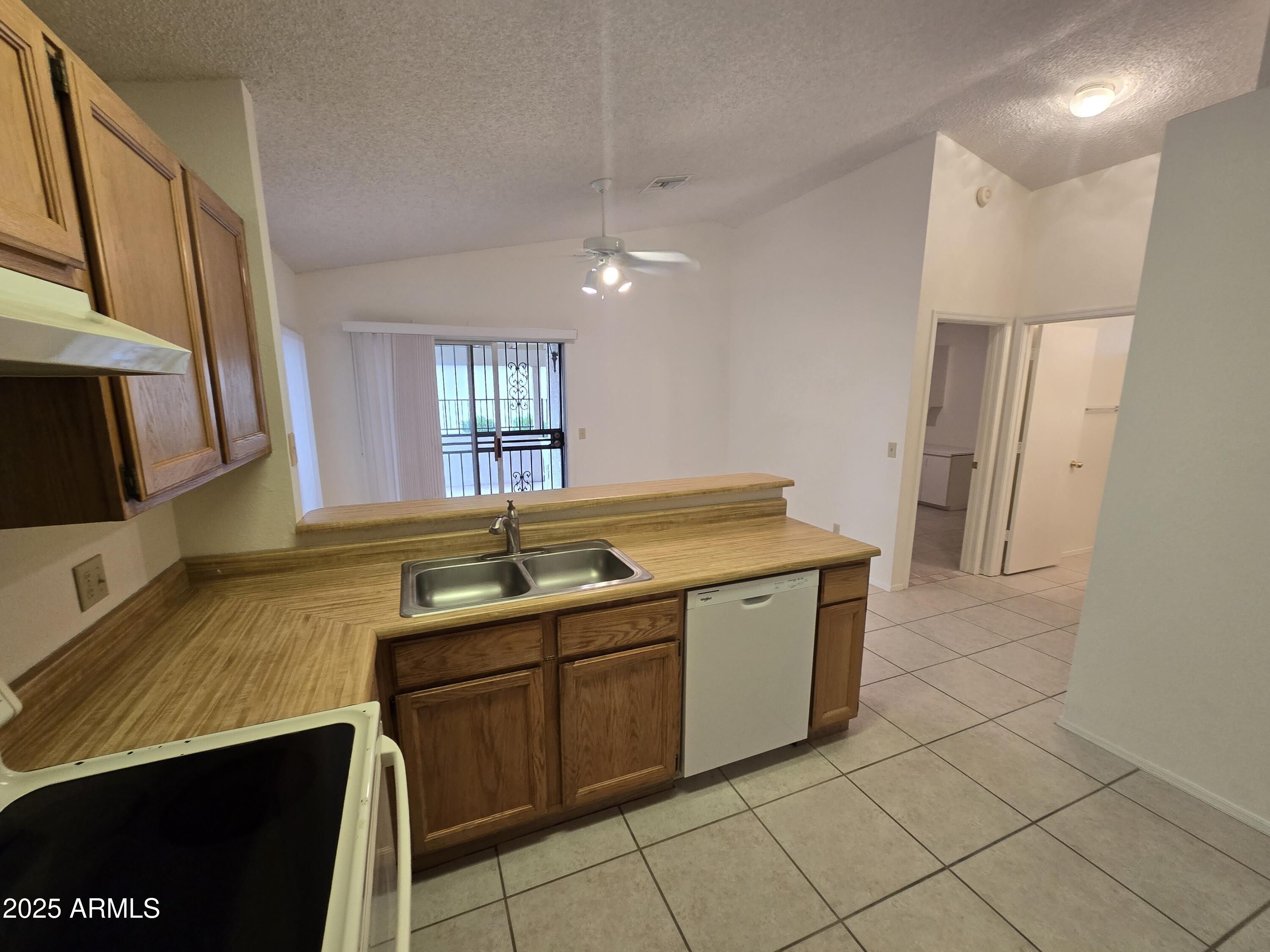 1120 N Val Vista Drive Unit 31
