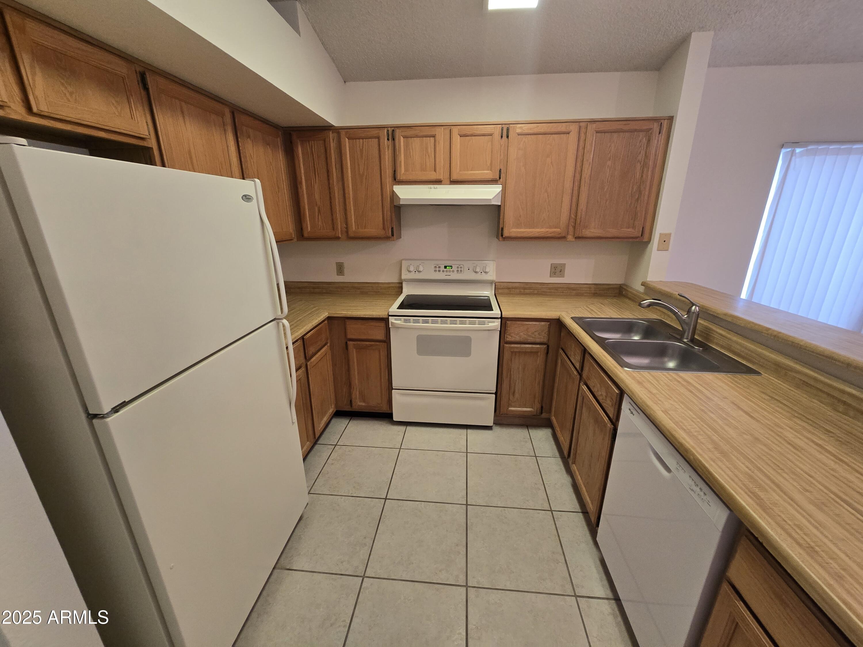1120 N Val Vista Drive Unit 31